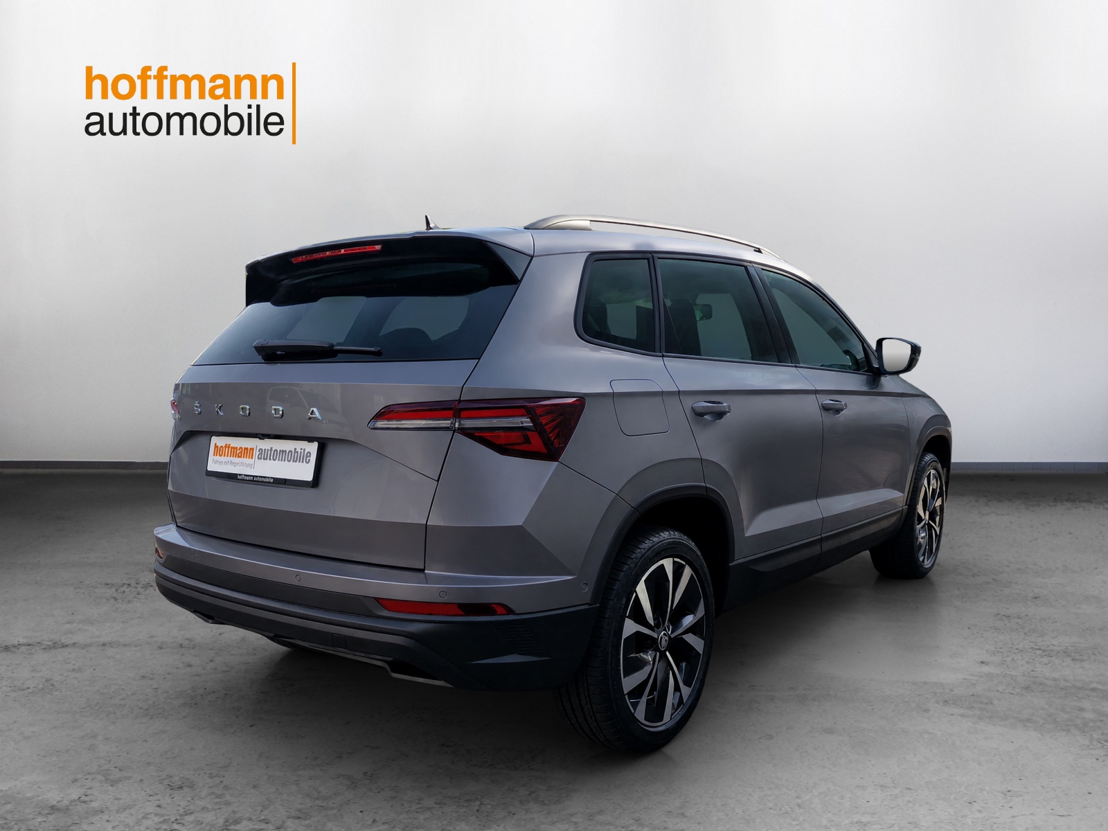 SKODA Karoq 1.5 TSI Style DSG-showroom-element-3