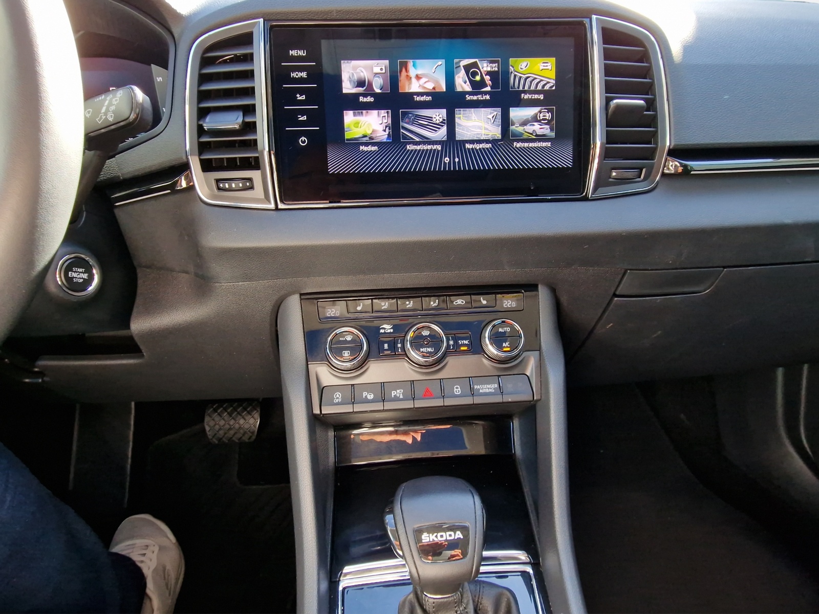 SKODA Karoq 1.5 TSI Style DSG-image-8