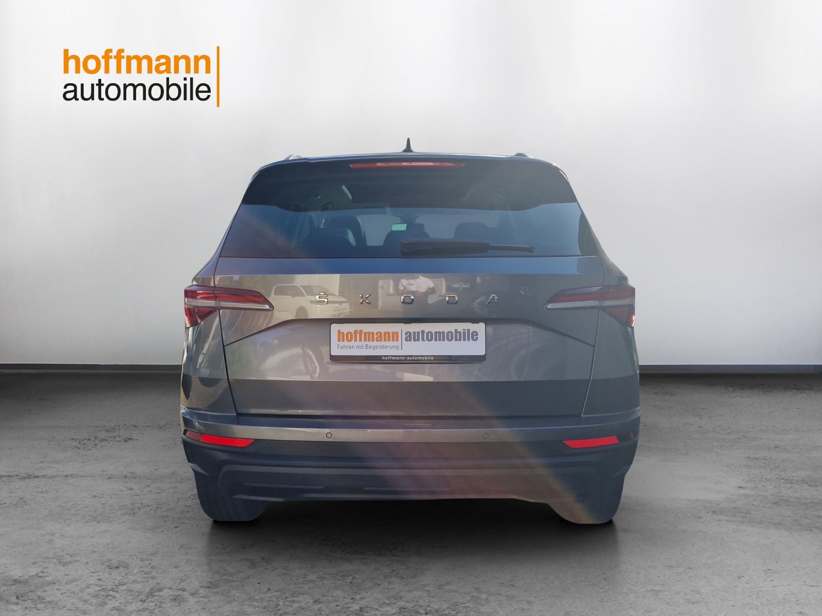 SKODA Karoq 1.5 TSI Style DSG-image-4
