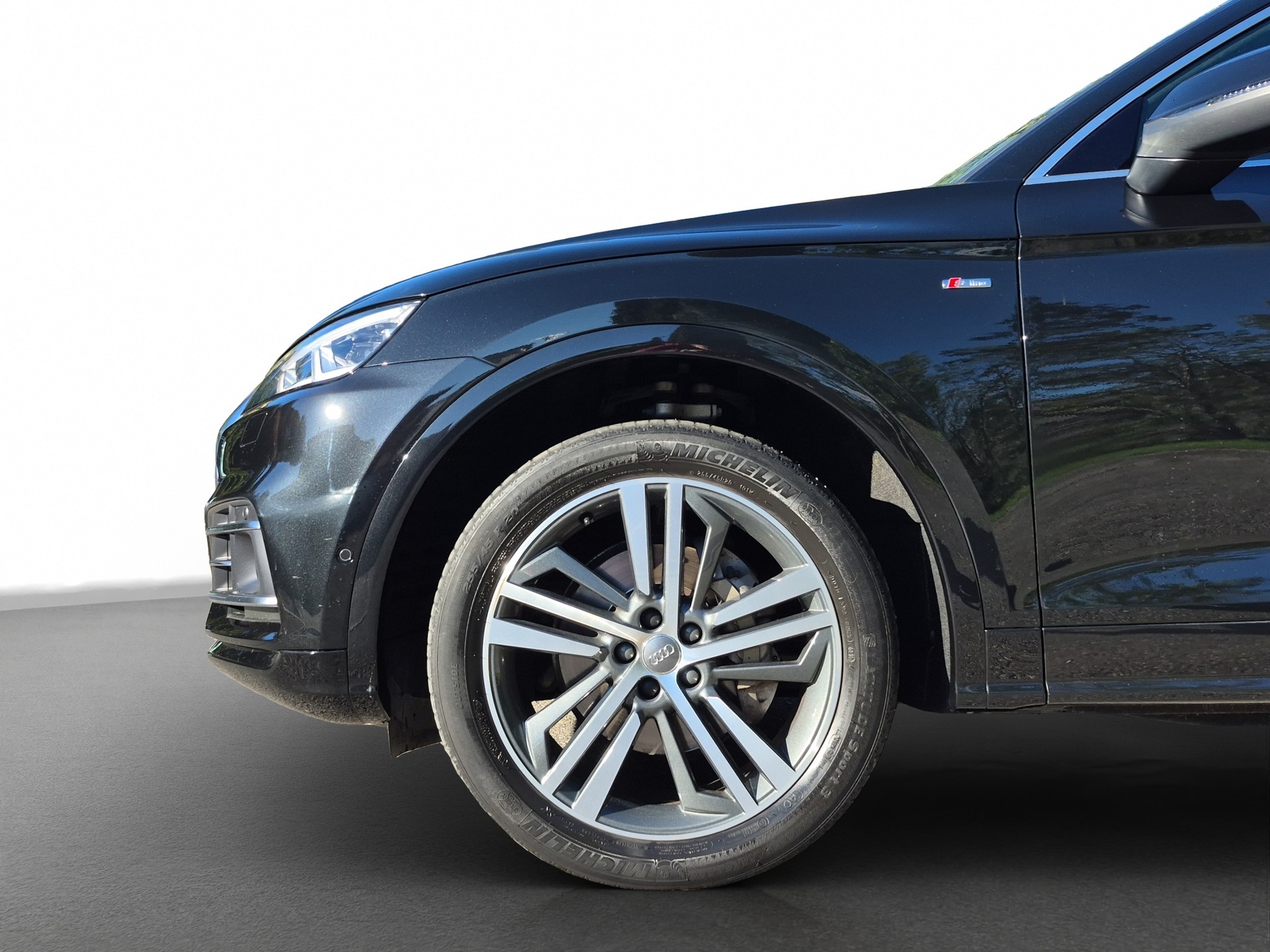 AUDI Q5 45 TFSI S-Line sport quattro S-tronic *Anhängerkupplung/B&O/360°*-image-3