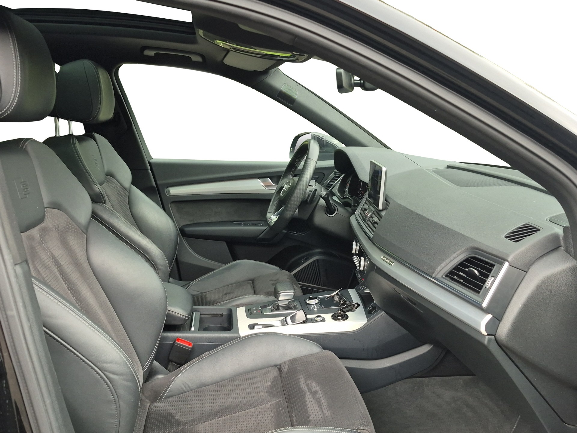 AUDI Q5 45 TFSI S-Line sport quattro S-tronic *Anhängerkupplung/B&O/360°*-image-7