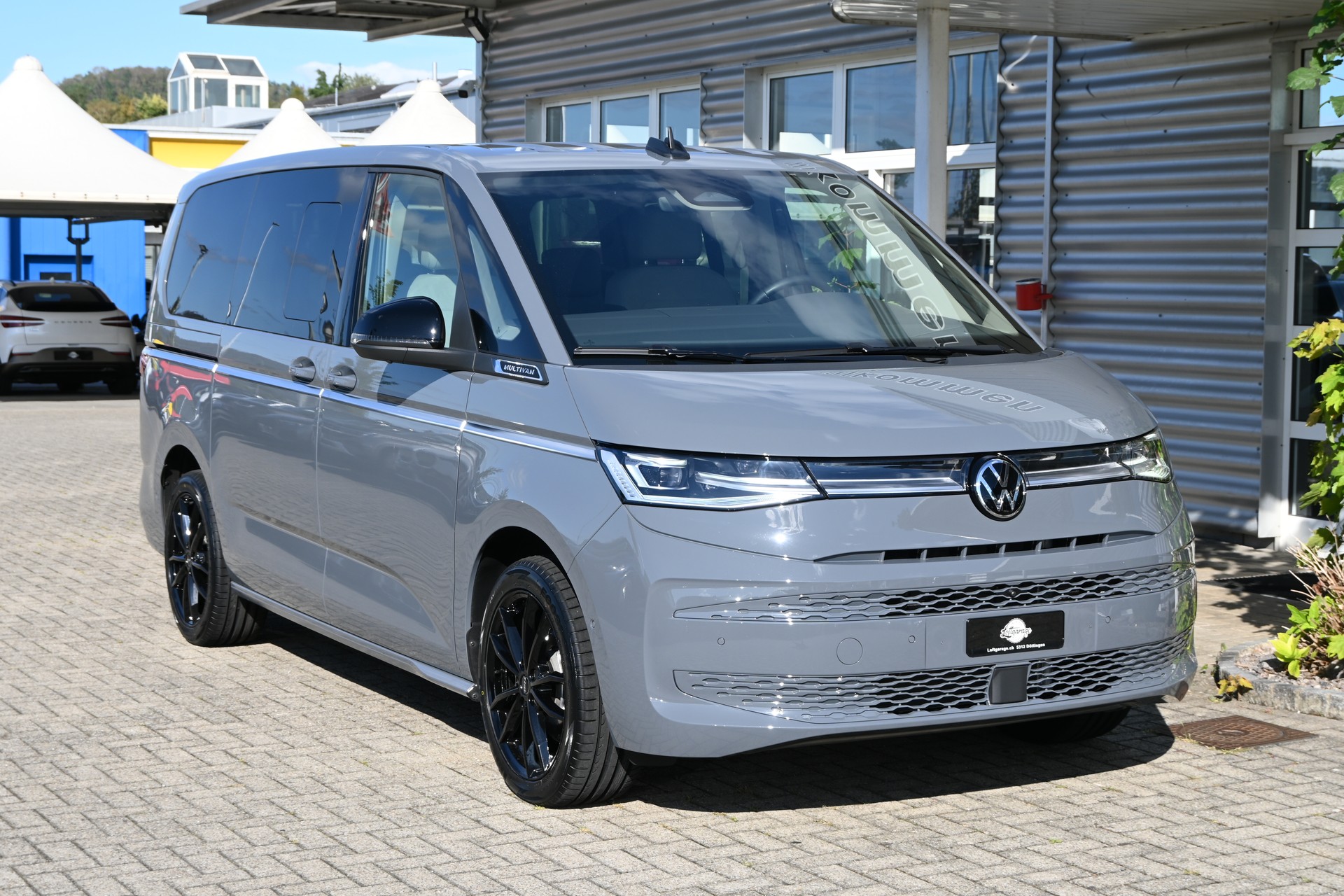 VW Multivan 2.0 TDI Style DSG Lang 7-Plätzer + AHK 2000KG + Standheizung-image-0