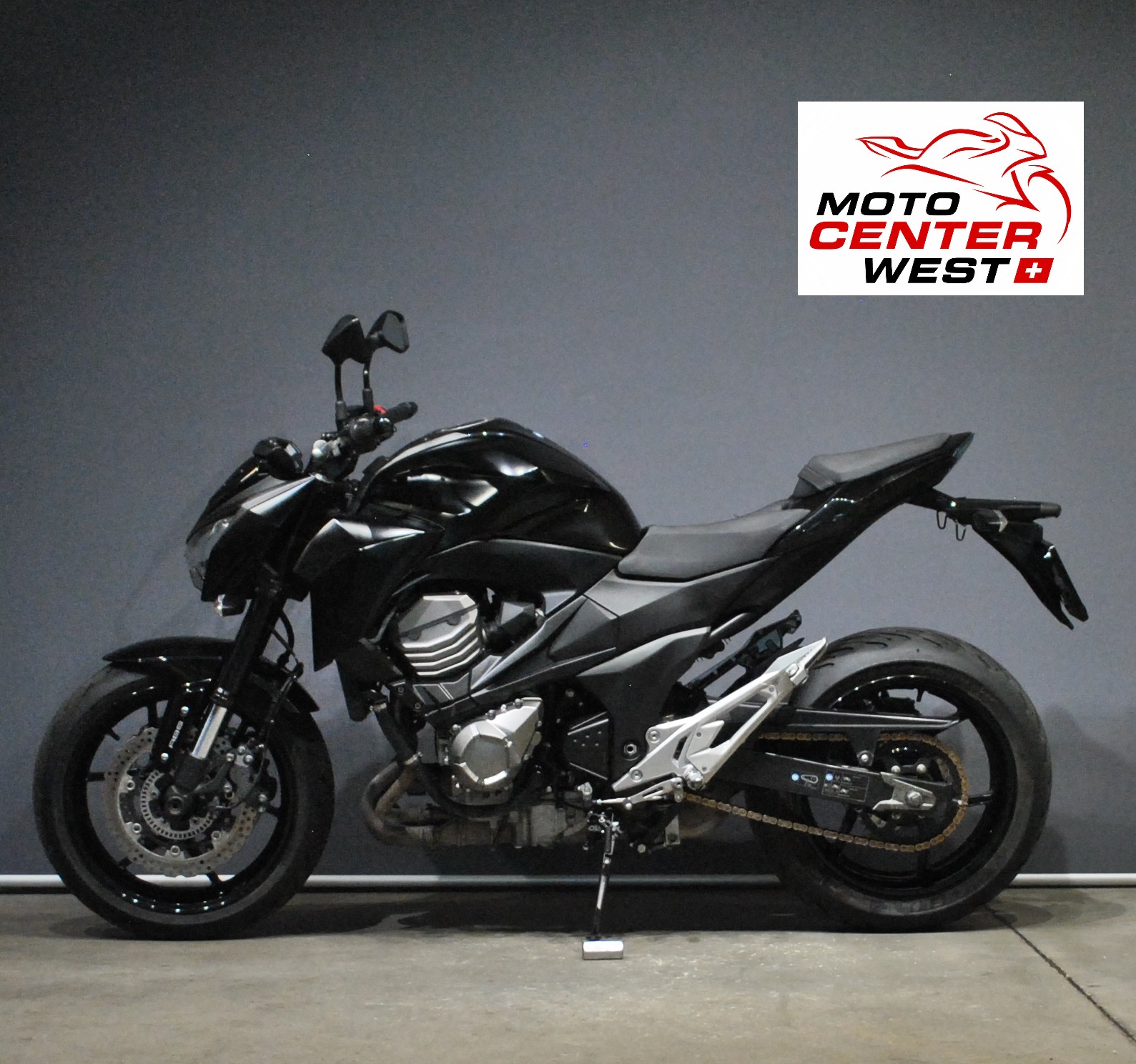 KAWASAKI Z 800 e version ABS-showroom-element-2