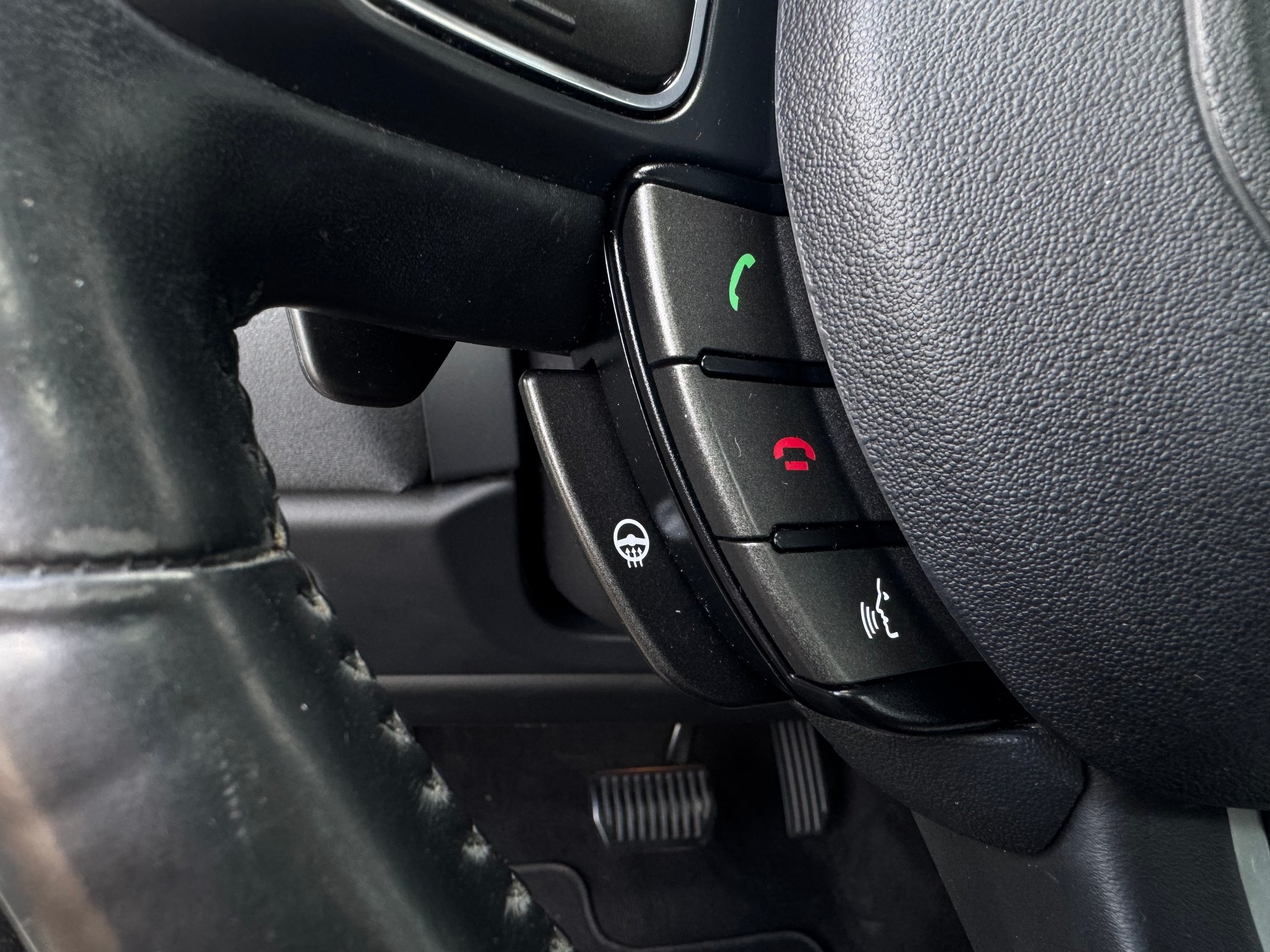LAND ROVER Range Rover Evoque 2.0 TD4 HSE Dynamic AT9-image-16