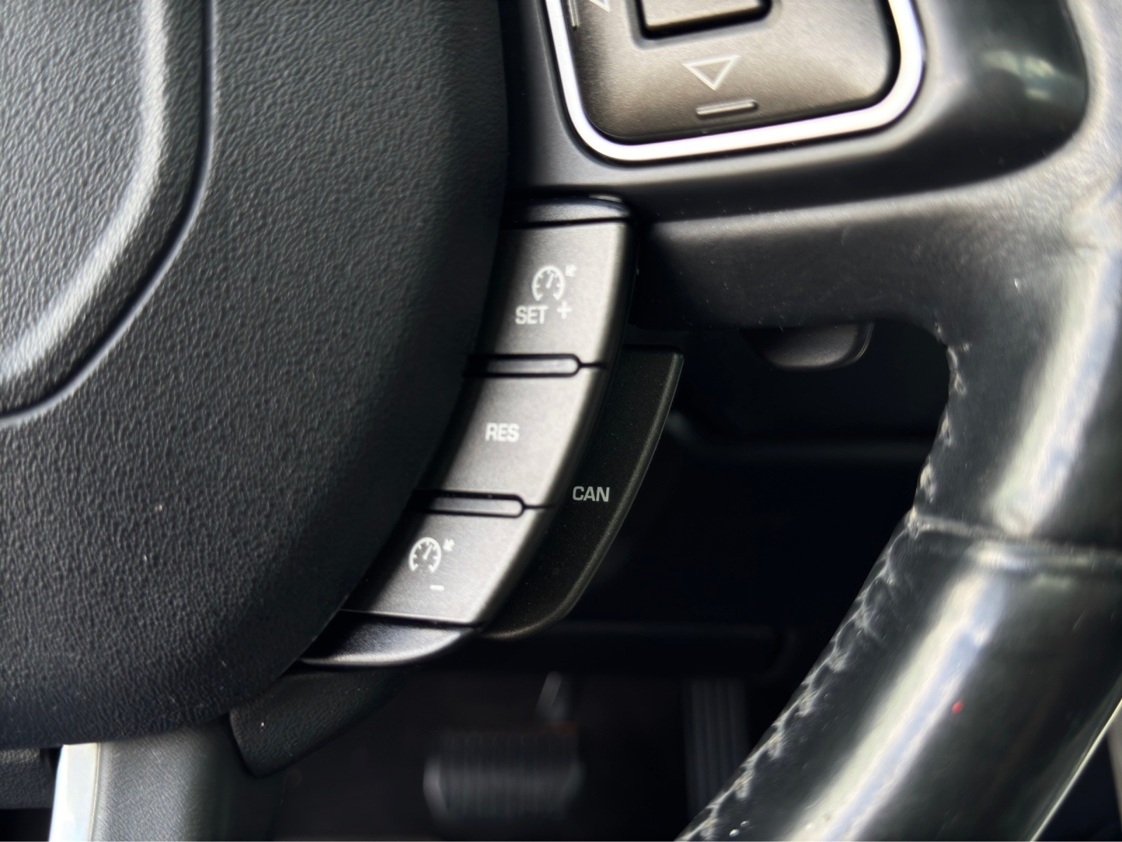 LAND ROVER Range Rover Evoque 2.0 TD4 HSE Dynamic AT9-image-17