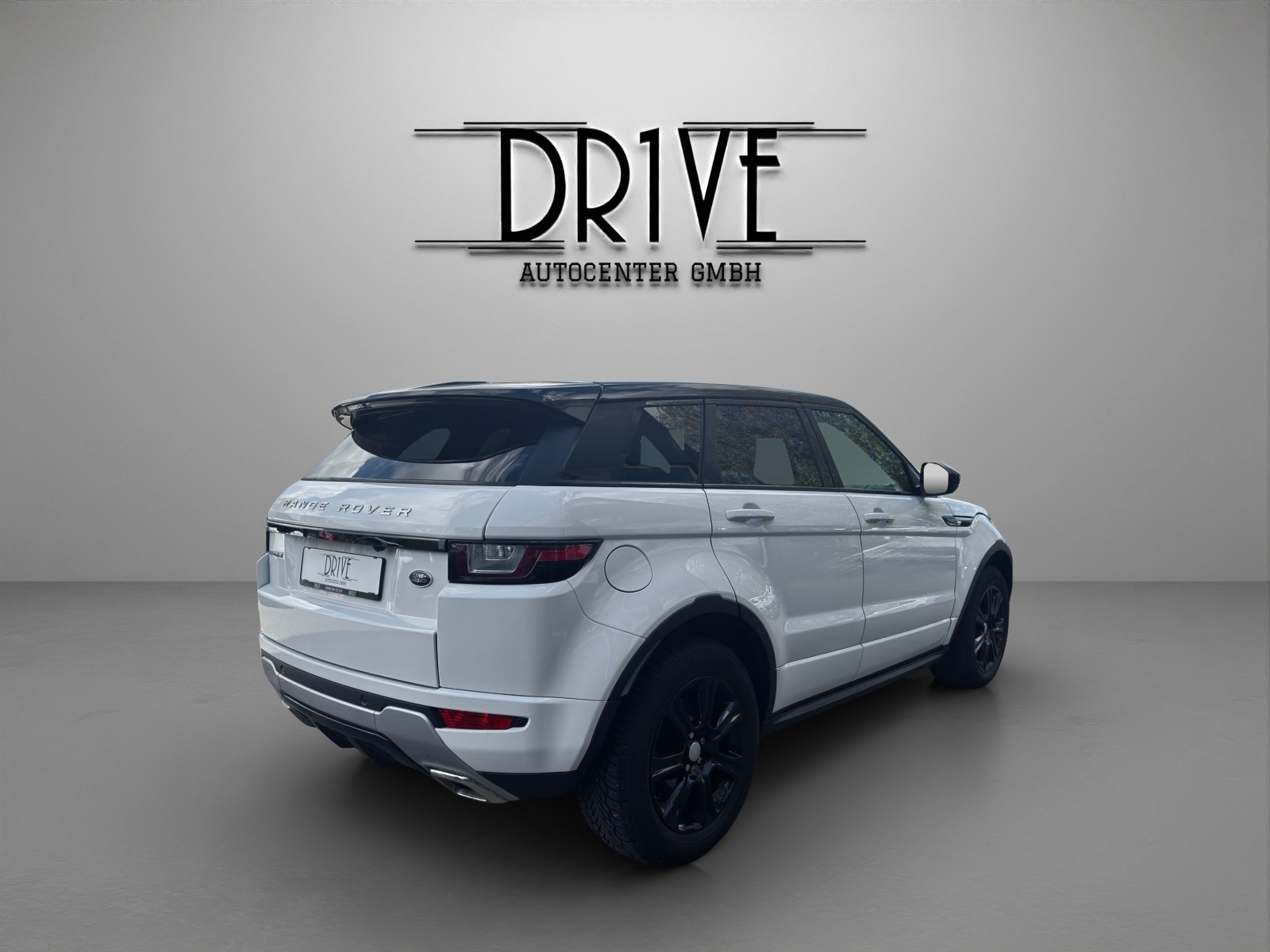 LAND ROVER Range Rover Evoque 2.0 TD4 HSE Dynamic AT9-image-4