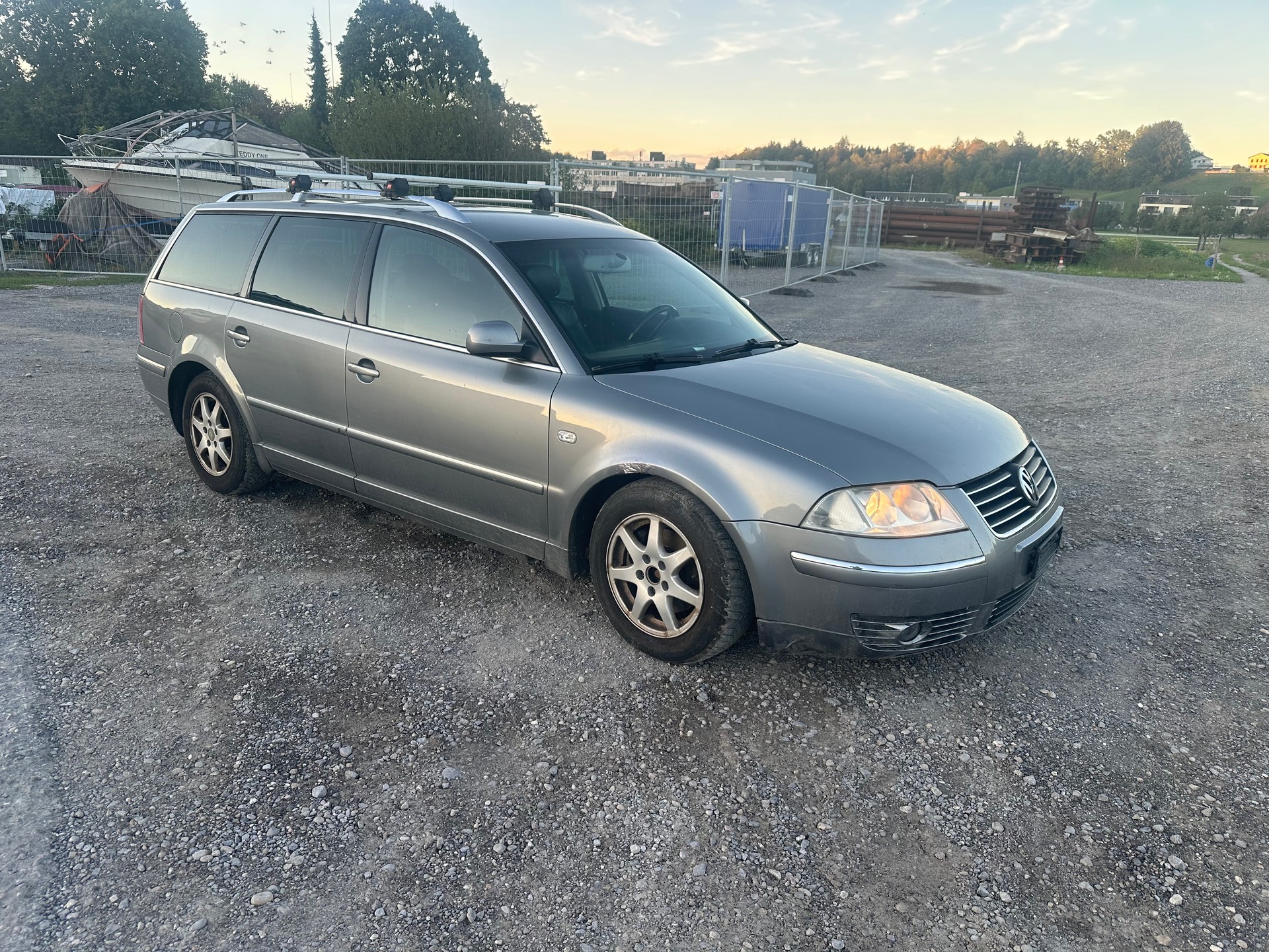 VW Passat Variant 1.9 TDI Comfortline-image-15