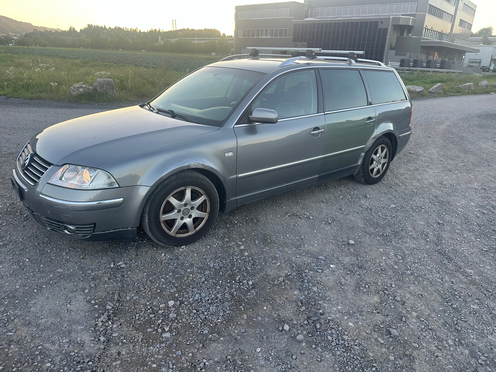 VW Passat Variant 1.9 TDI Comfortline-image-0