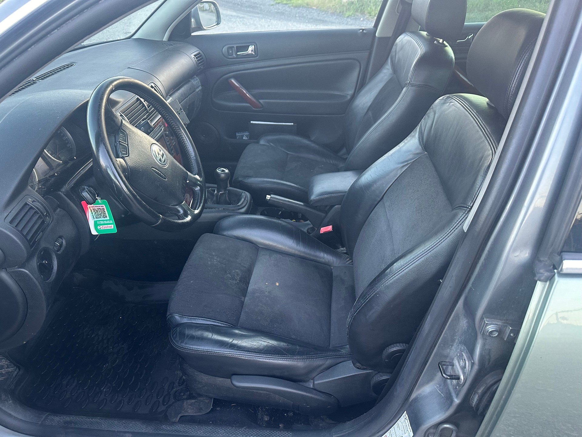 VW Passat Variant 1.9 TDI Comfortline-image-11