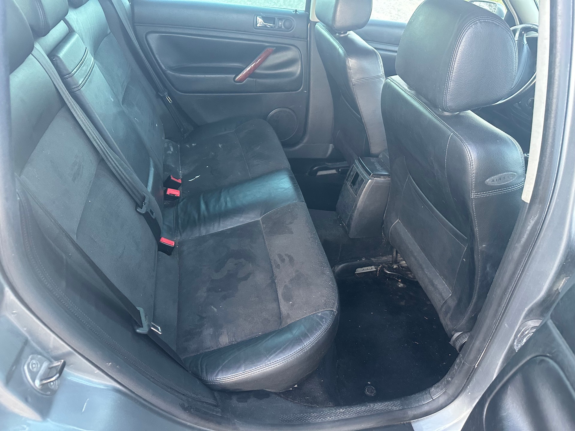 VW Passat Variant 1.9 TDI Comfortline-image-13