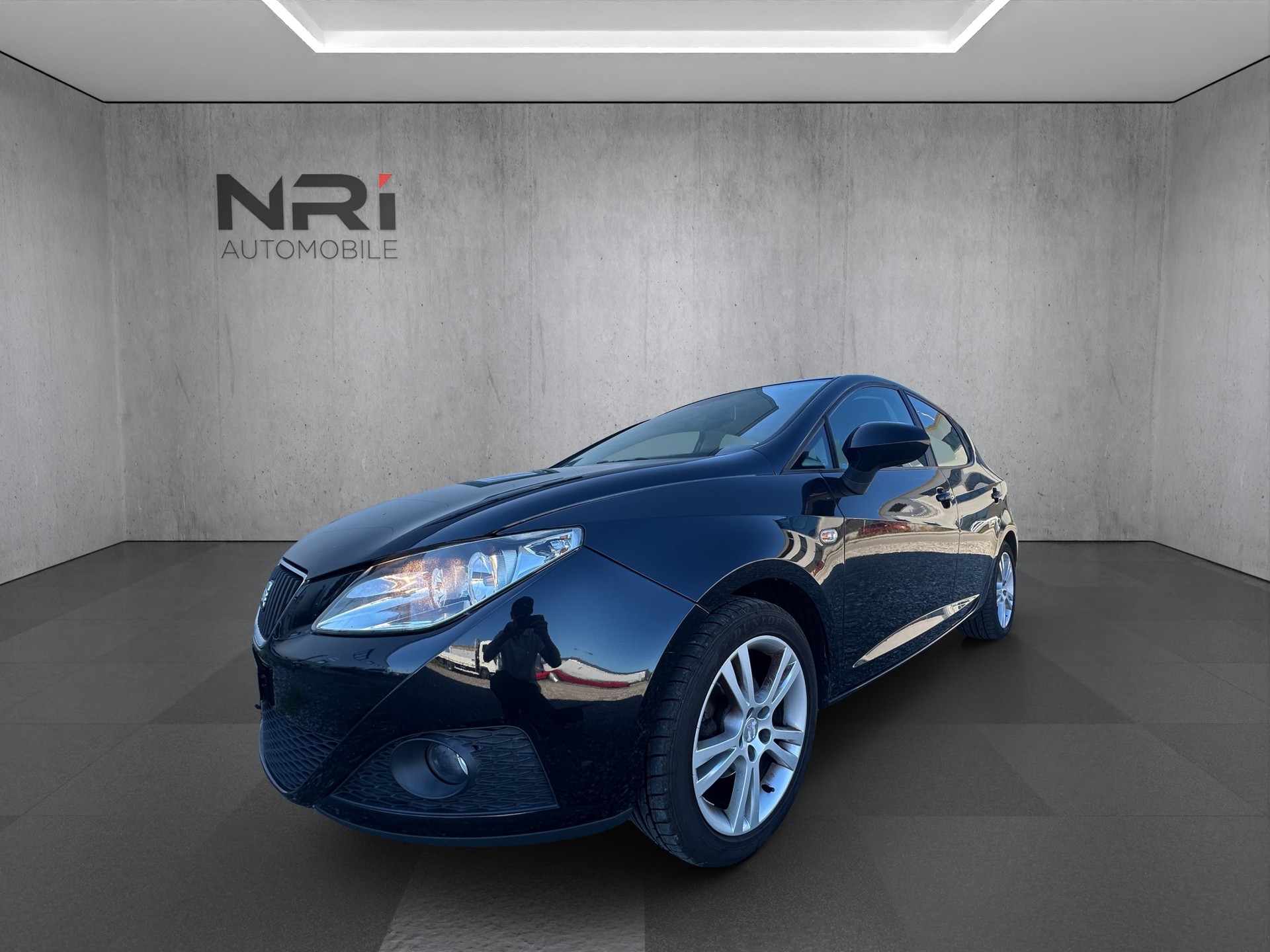 SEAT Ibiza 1.6 Style-image-0