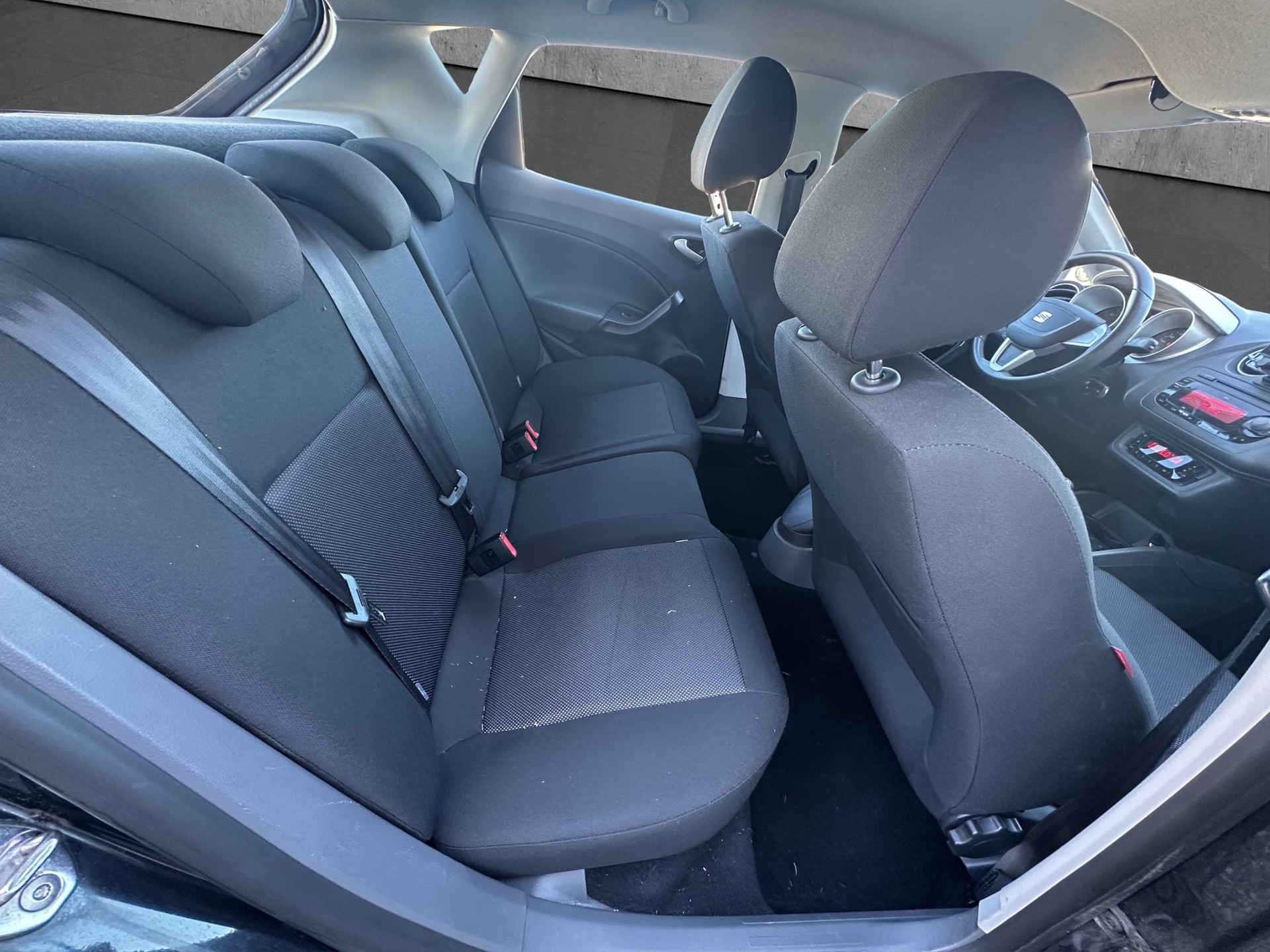 SEAT Ibiza 1.6 Style-image-10