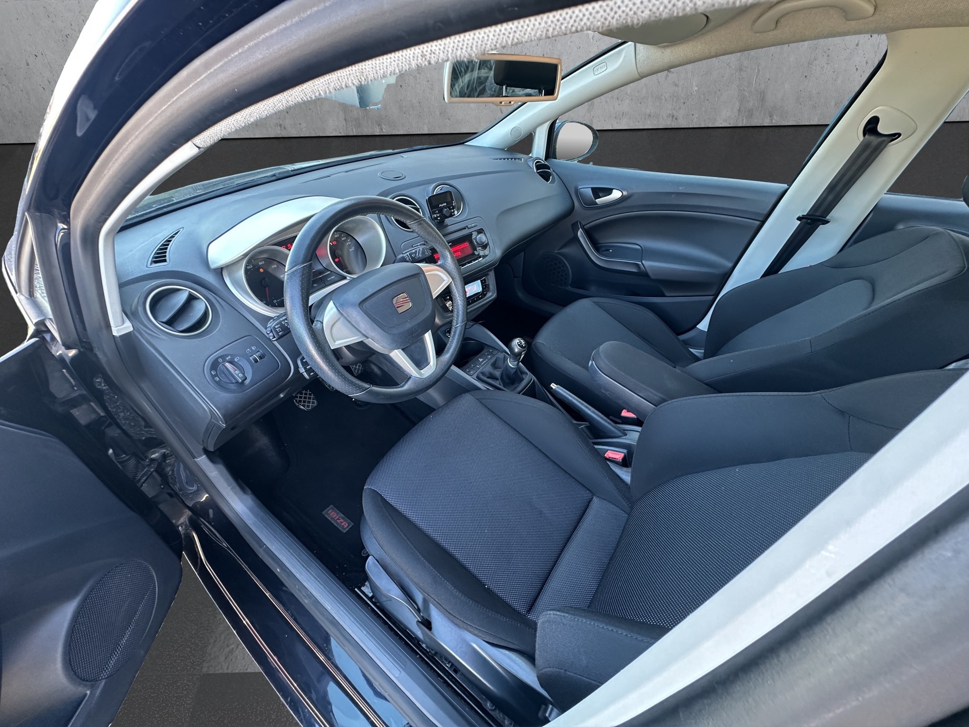 SEAT Ibiza 1.6 Style-image-9