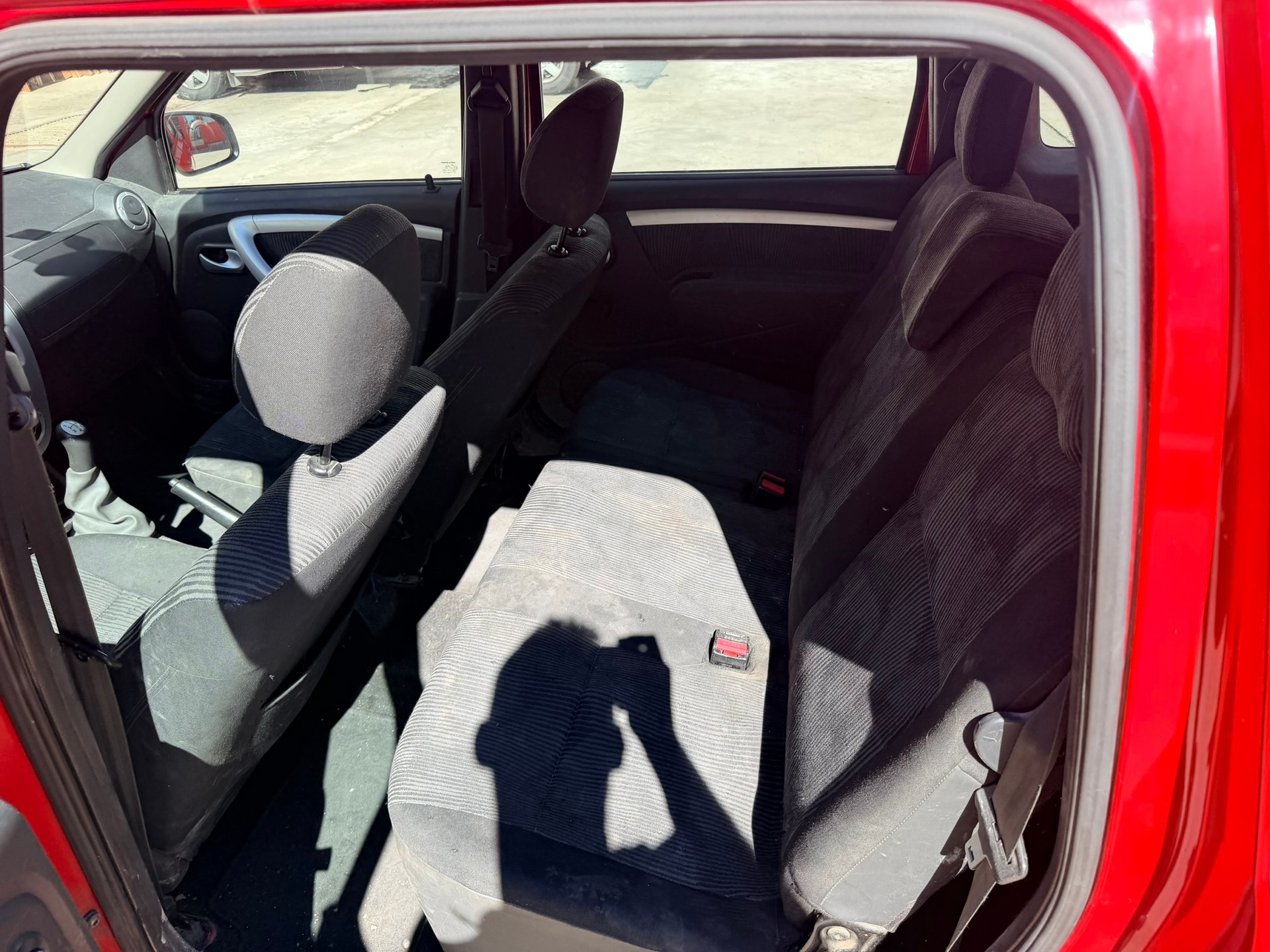 DACIA Logan 1.6 16V Lauréate-image-7