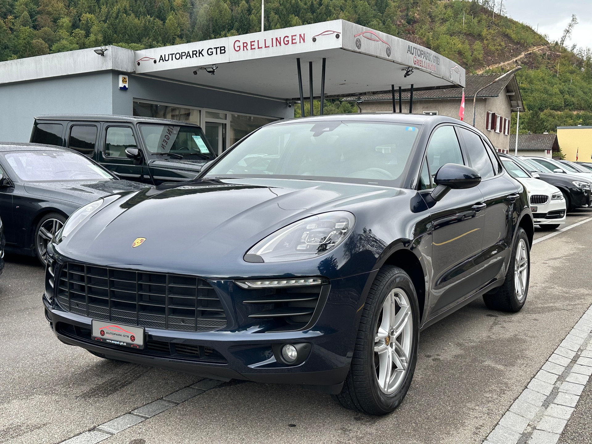 PORSCHE Macan PDK-image-0
