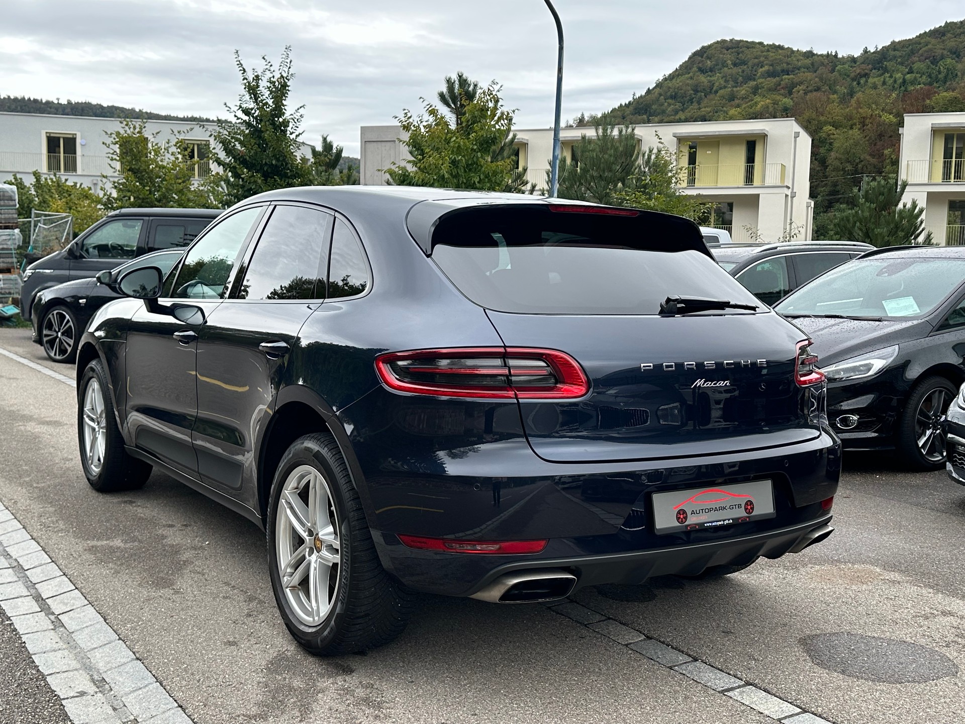 PORSCHE Macan PDK-image-5
