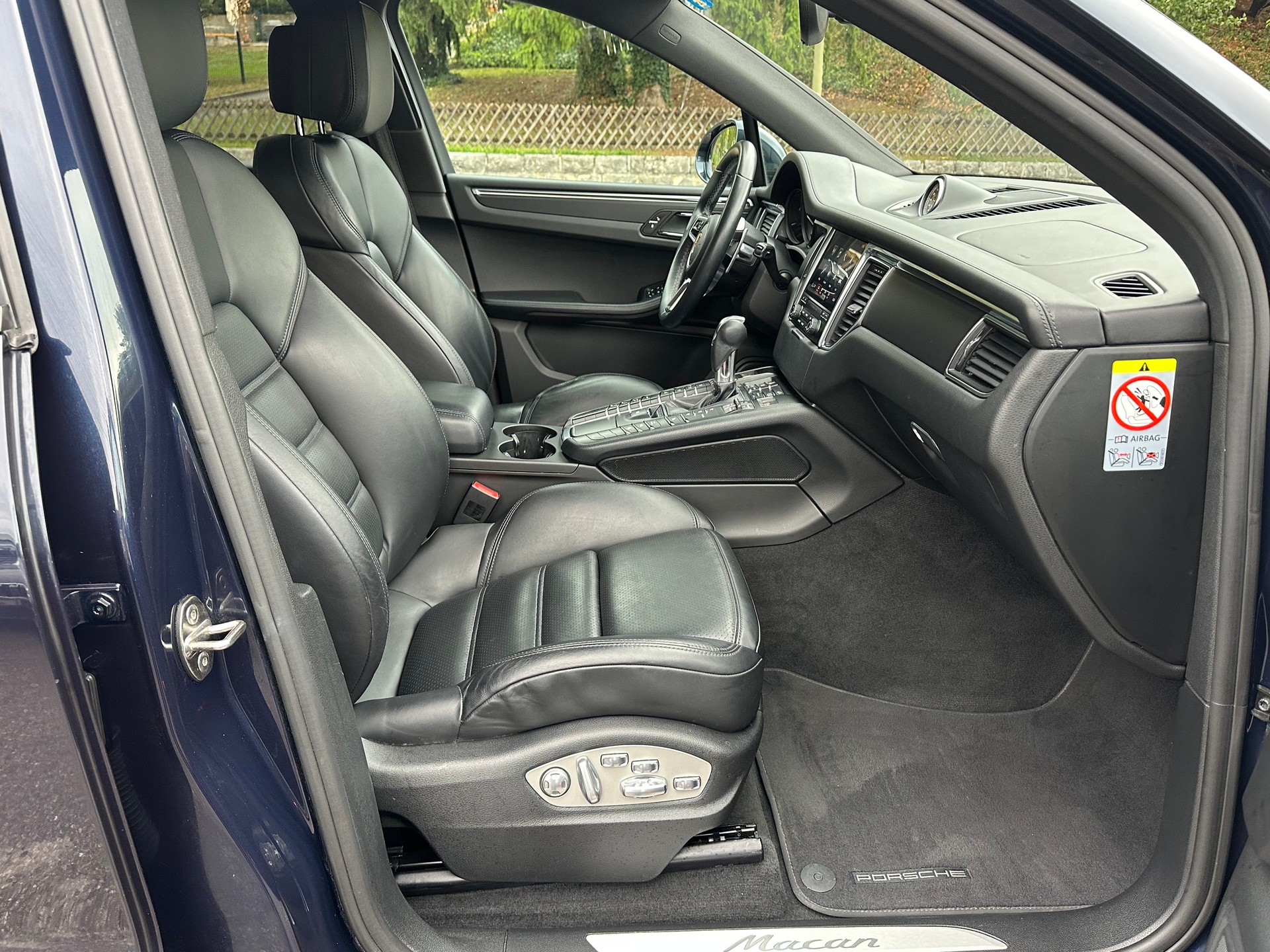 PORSCHE Macan PDK-image-11