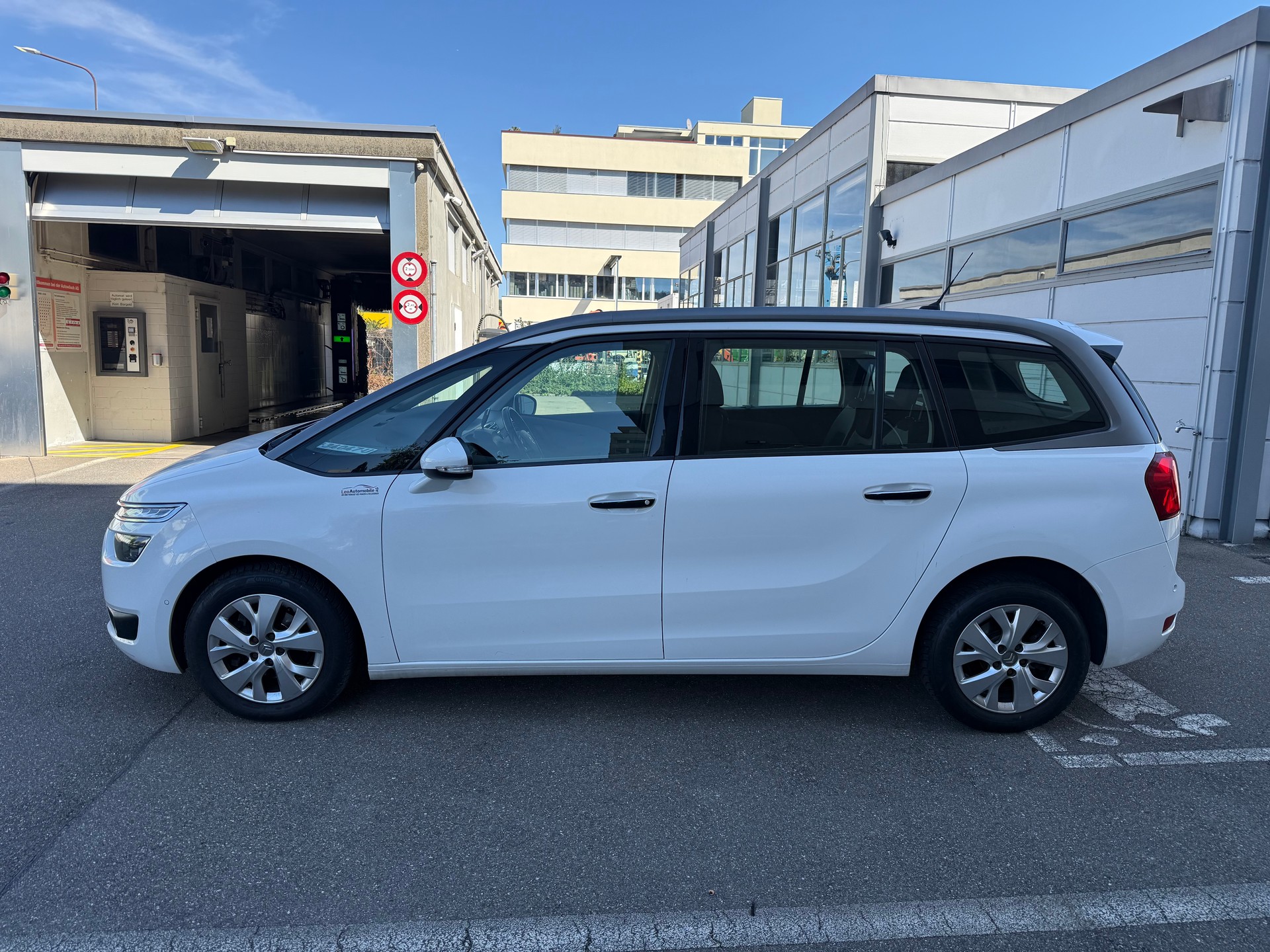 CITROEN Grand C4 Picasso 1.6 BlueHDi Intensive EAT6 *Motor 154'000 Km-image-6