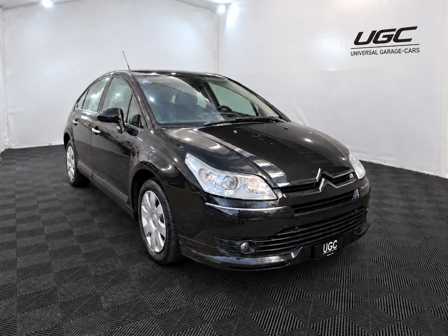 CITROEN C4 2.0i 16V Exclusive-image-0