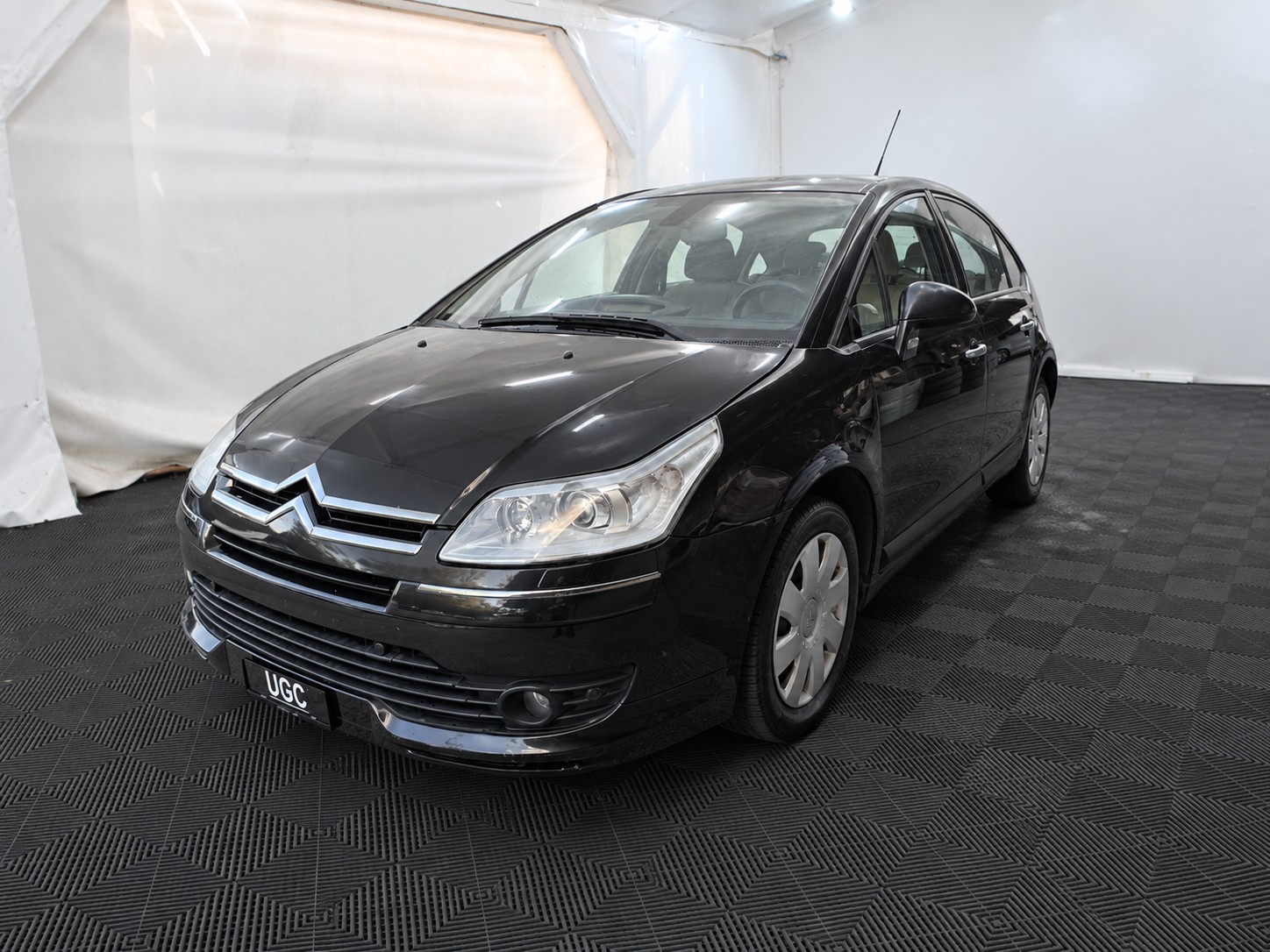 CITROEN C4 2.0i 16V Exclusive-image-2