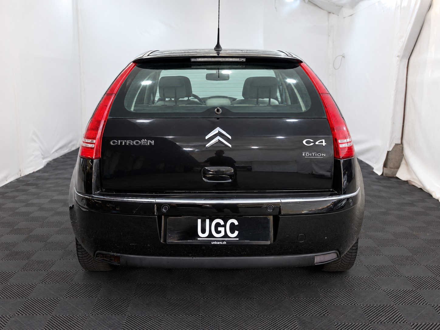 CITROEN C4 2.0i 16V Exclusive-image-4
