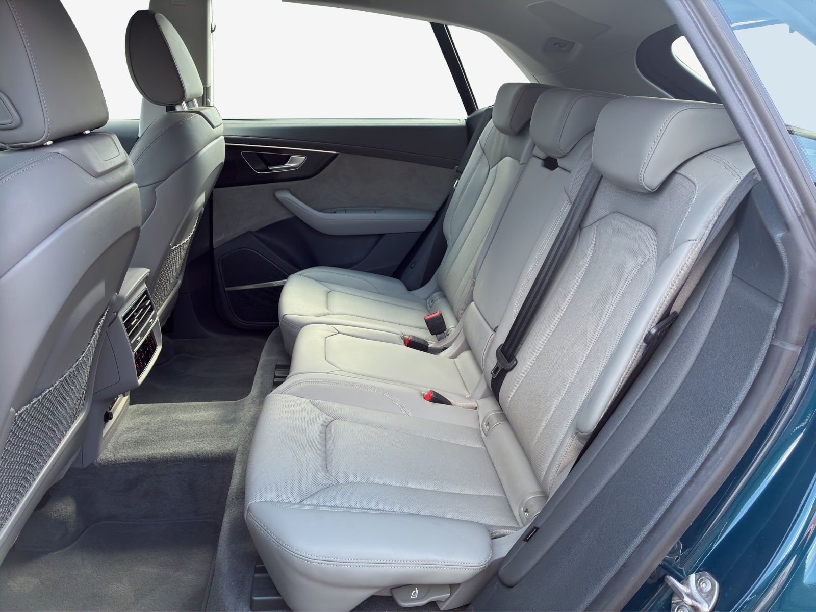 AUDI Q8 50 TDI quattro tiptronic-image-11