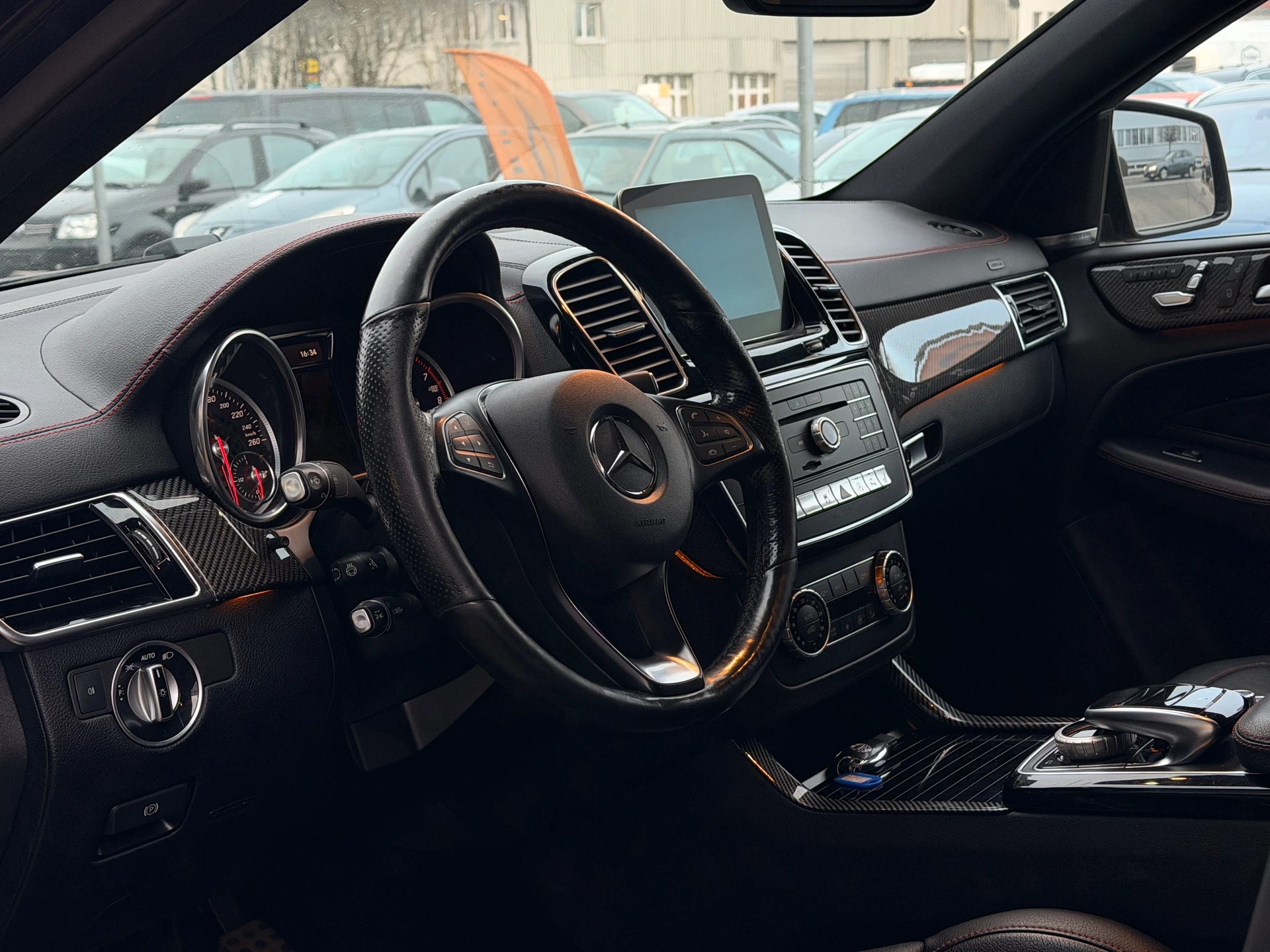 MERCEDES-BENZ B 180 d Style 8G-DCT-image-4