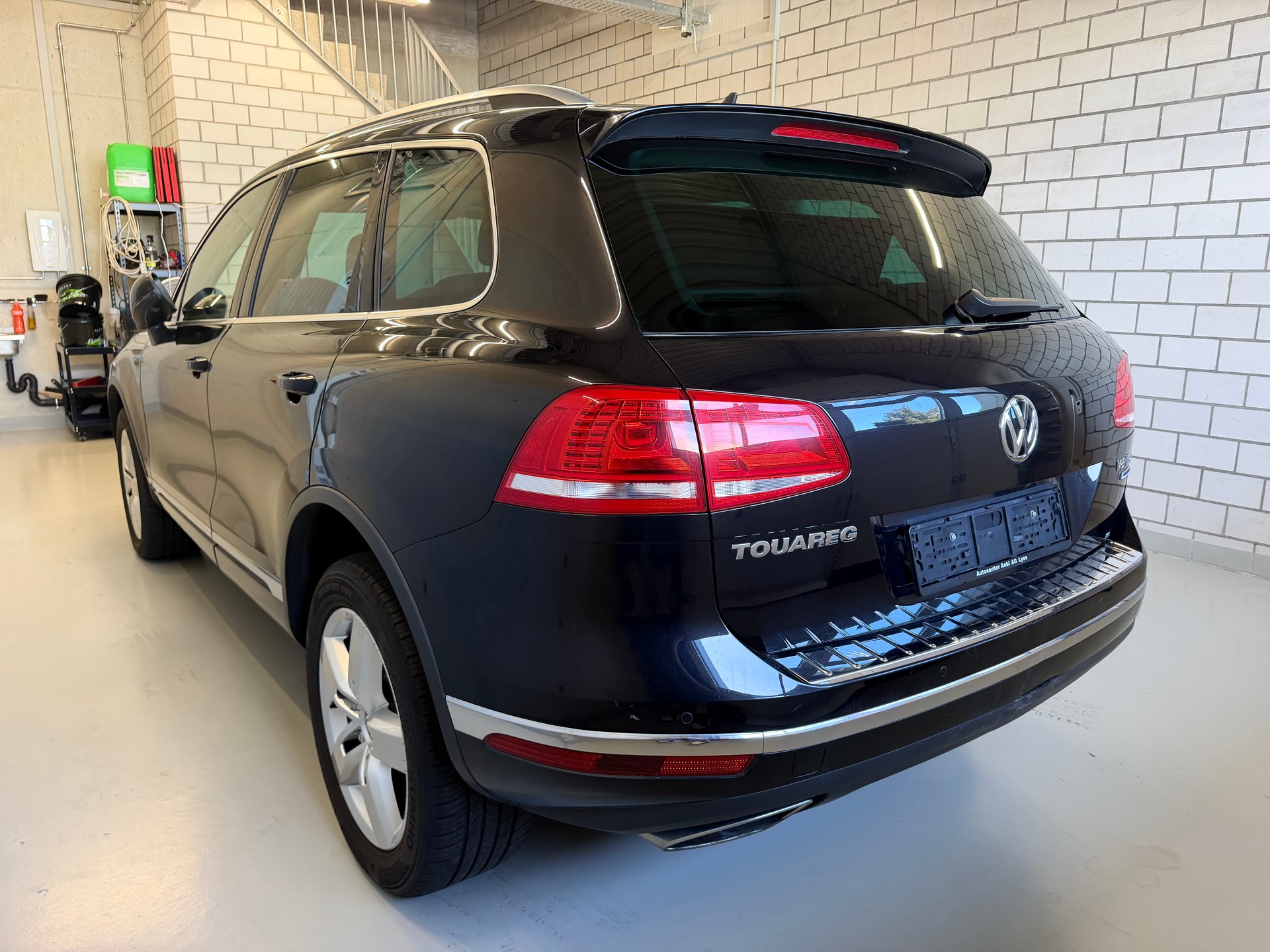 VW Touareg 3.0 TDI BlueMotion Technology Tiptronic-image-3