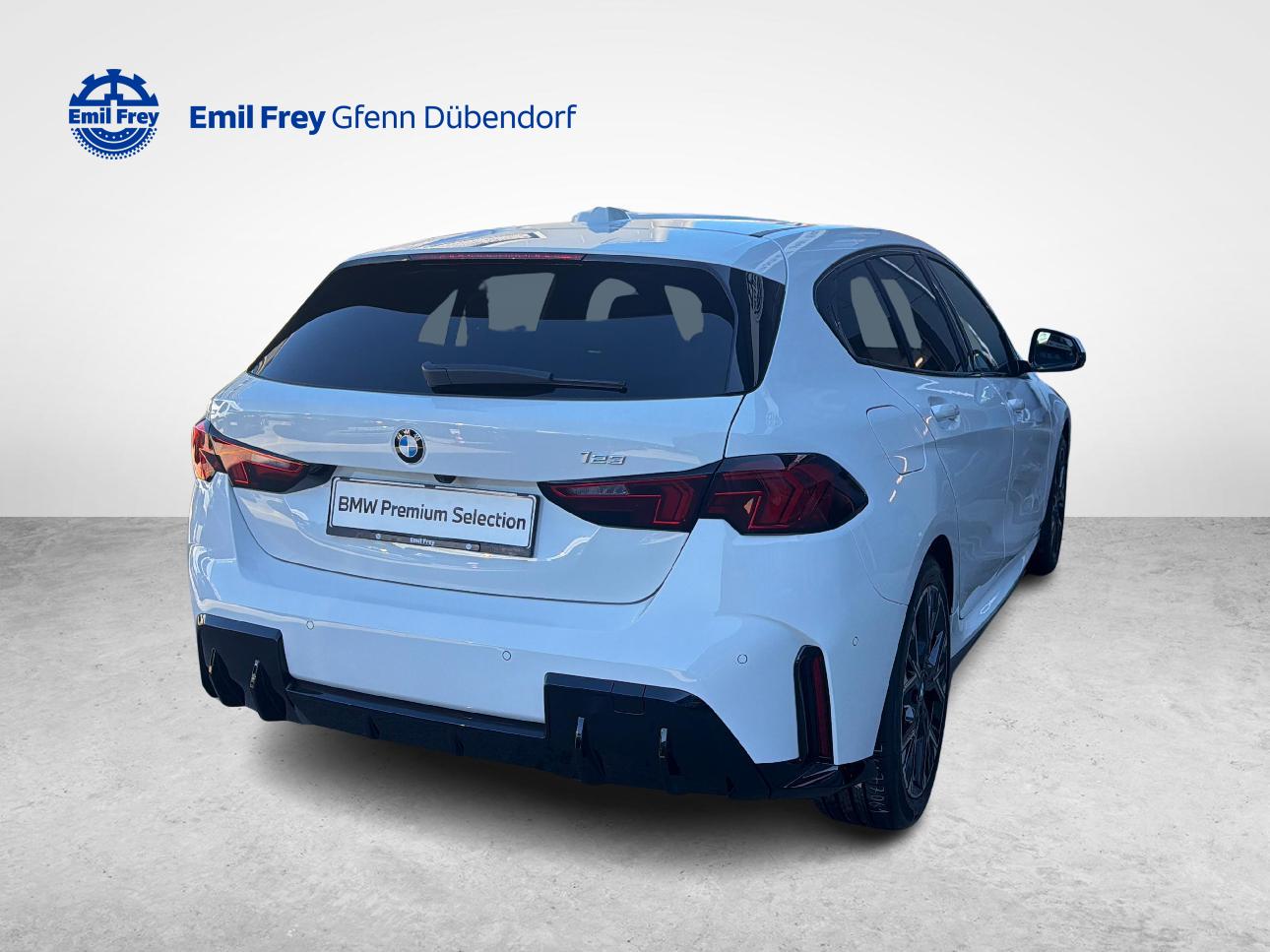 BMW 123 xDrive-image-1