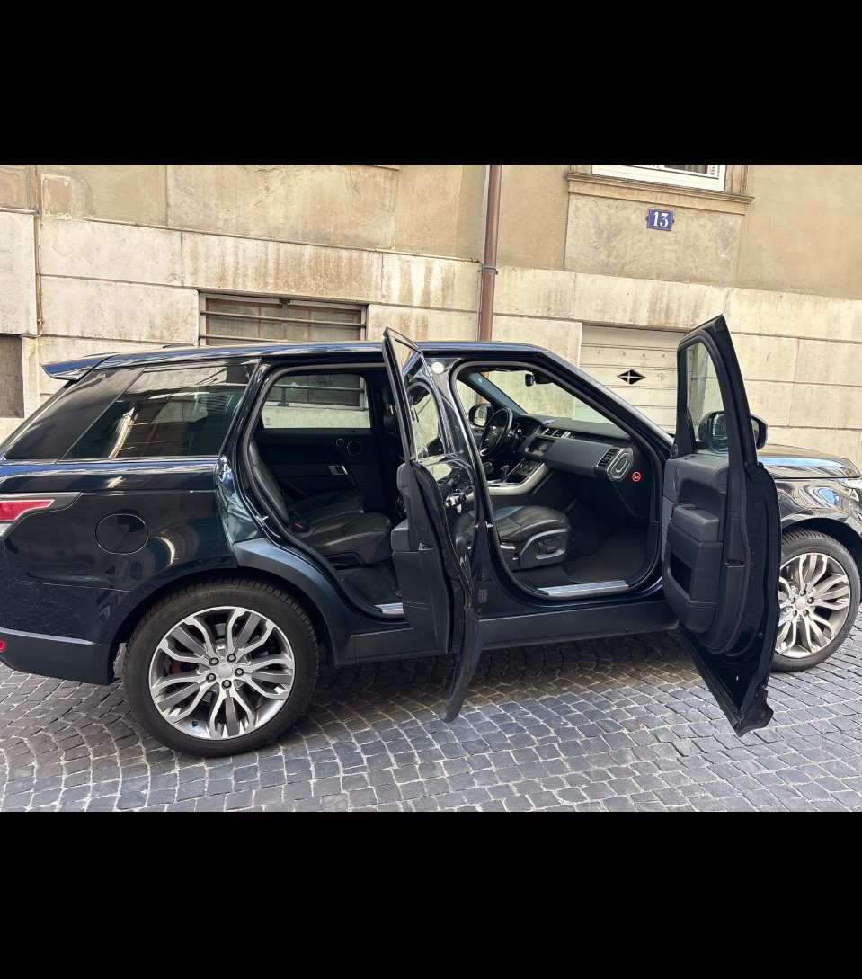 LAND ROVER 3.0 SDV6 HSE Dynamic-image-3