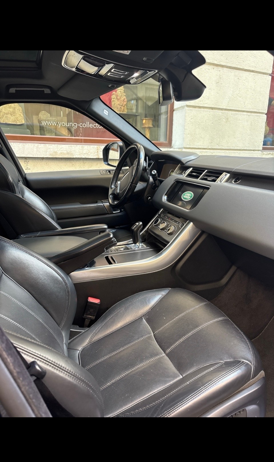 LAND ROVER 3.0 SDV6 HSE Dynamic-image-4