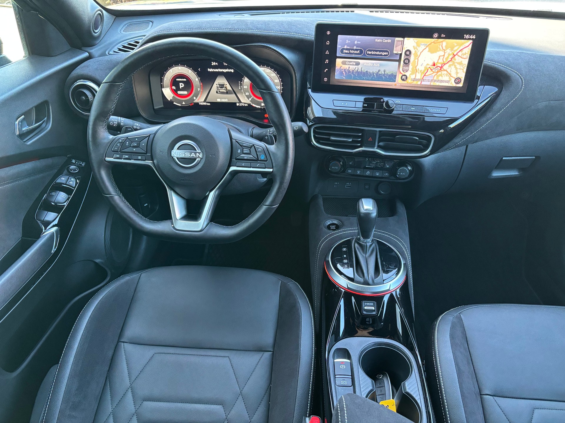 NISSAN Juke 1.0 DIG-T N-Des. DCT-image-6