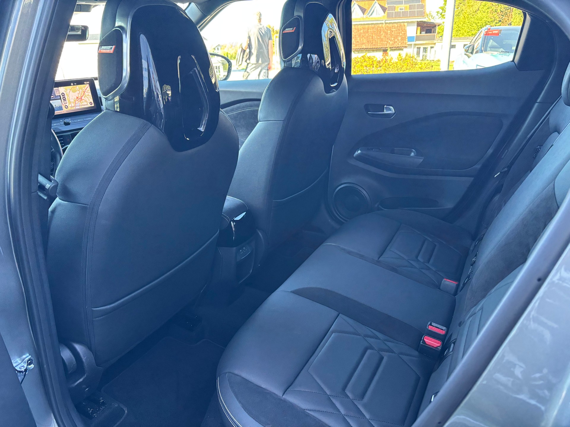 NISSAN Juke 1.0 DIG-T N-Des. DCT-image-8