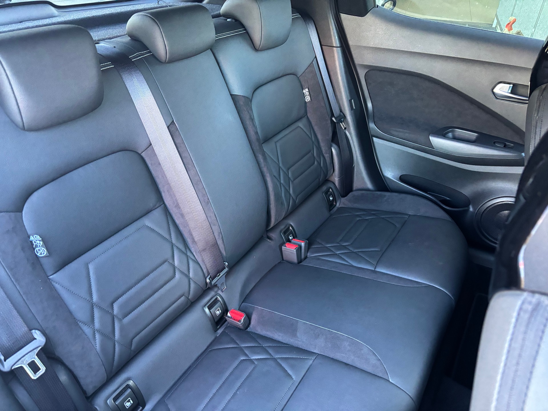 NISSAN Juke 1.0 DIG-T N-Des. DCT-image-9