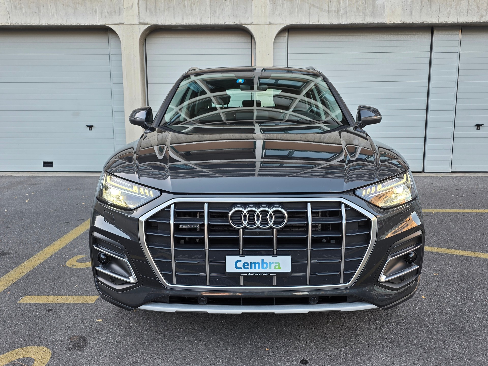AUDI Q5 50 TFSI e PHEV quattro S-tronic-image-0