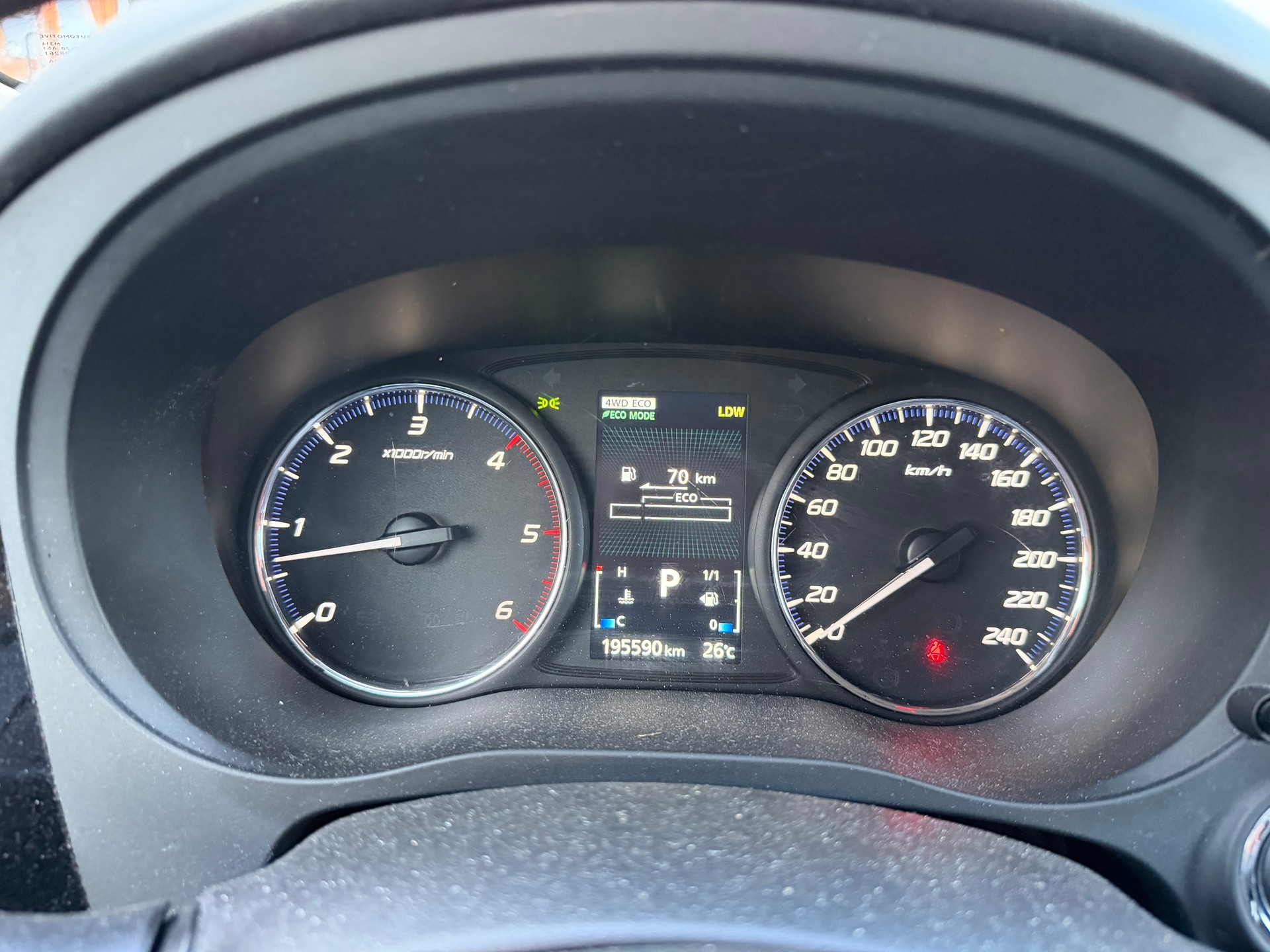 MITSUBISHI Outlander 2.2 DID Intense Safety 4WD Automatic-image-8