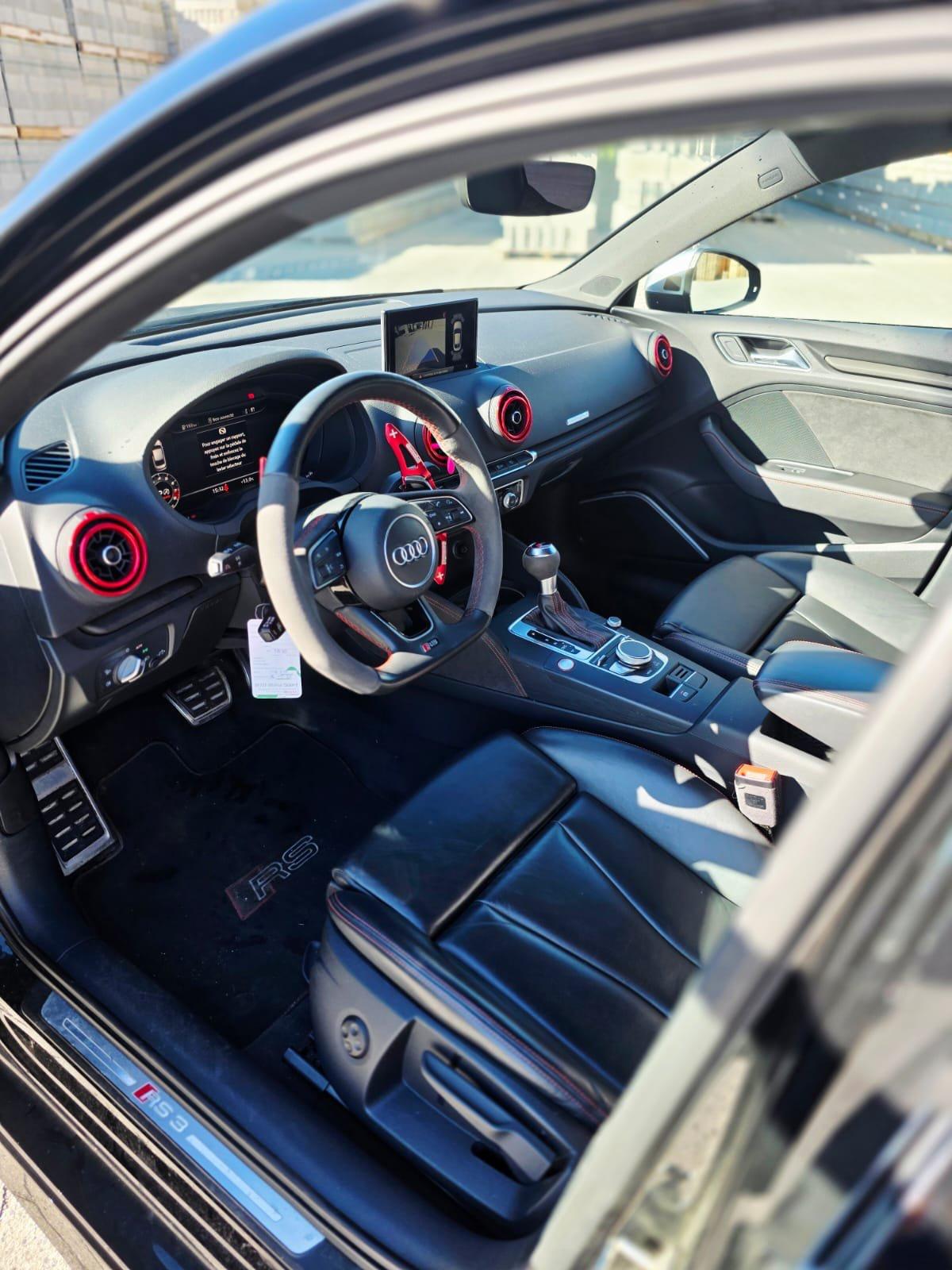 AUDI RS3-image-4