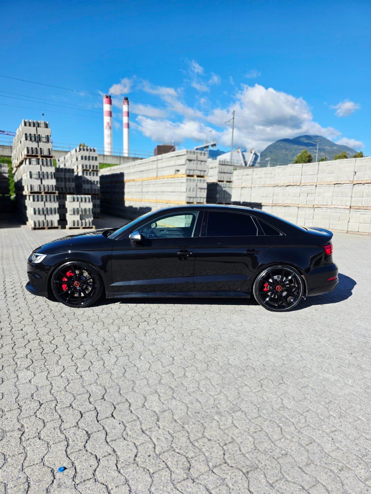 AUDI RS3-image-5