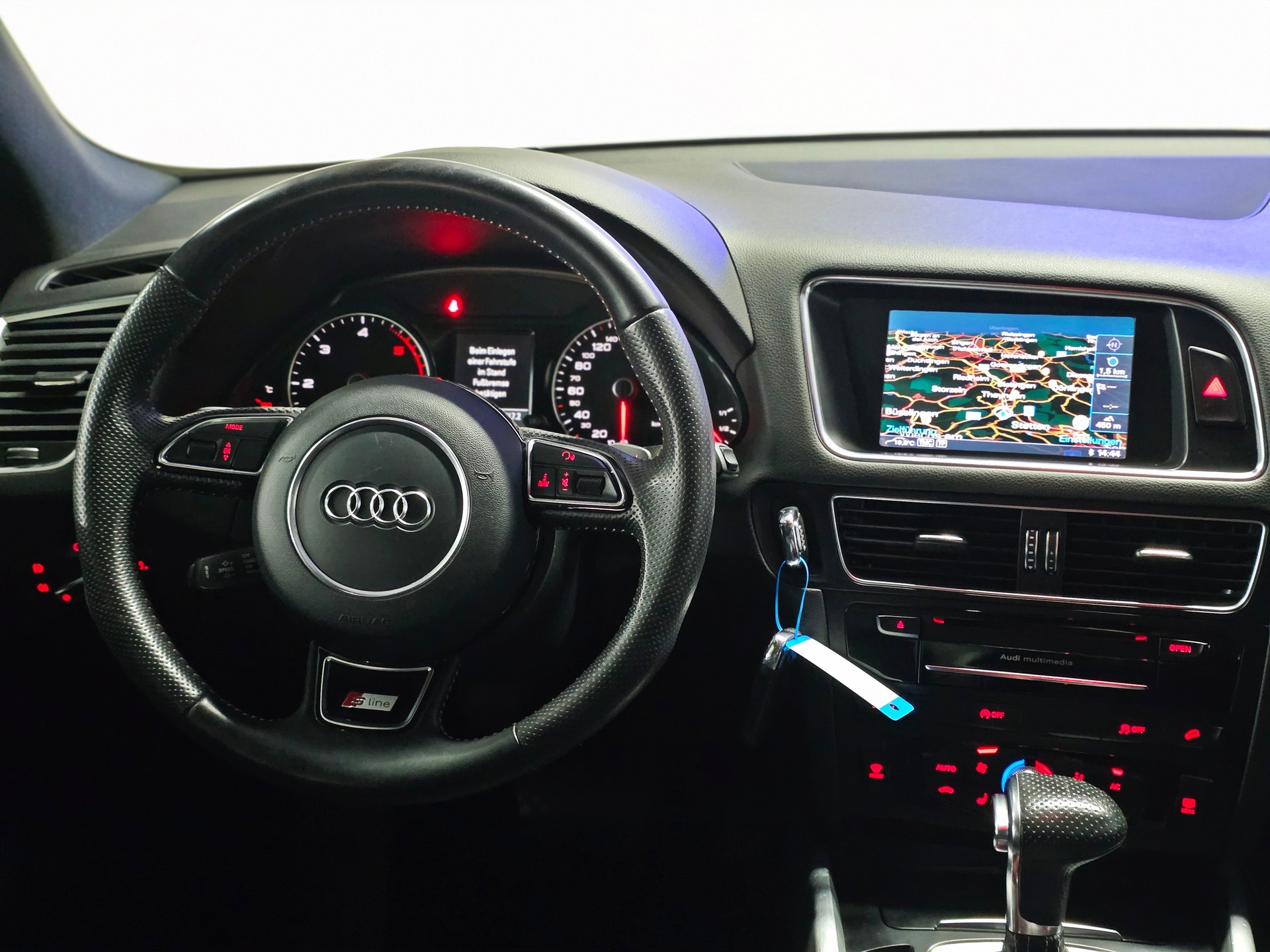 AUDI Q5 2.0 TDI S-Line quattro S-tronic-image-13
