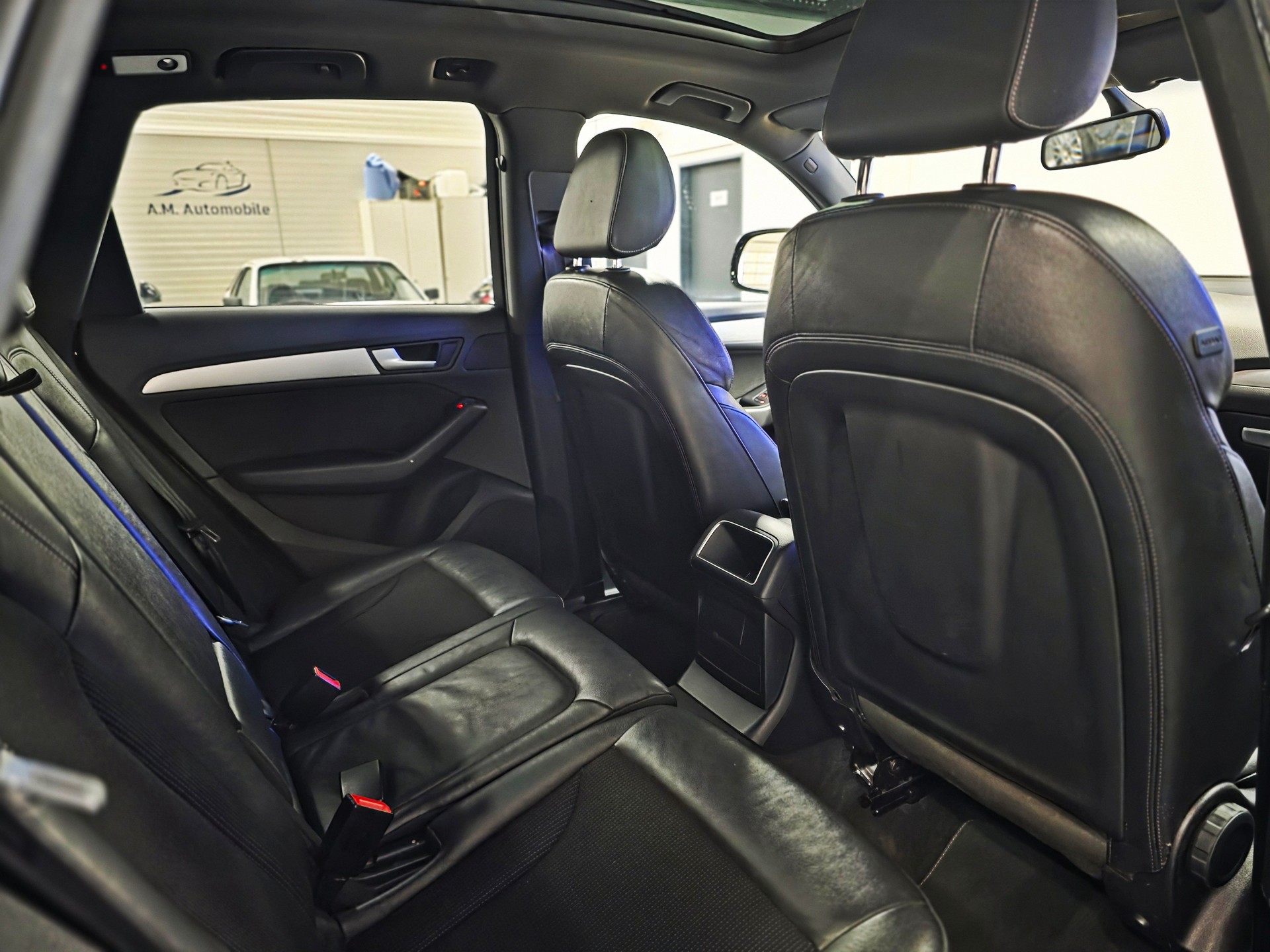 AUDI Q5 2.0 TDI S-Line quattro S-tronic-image-14