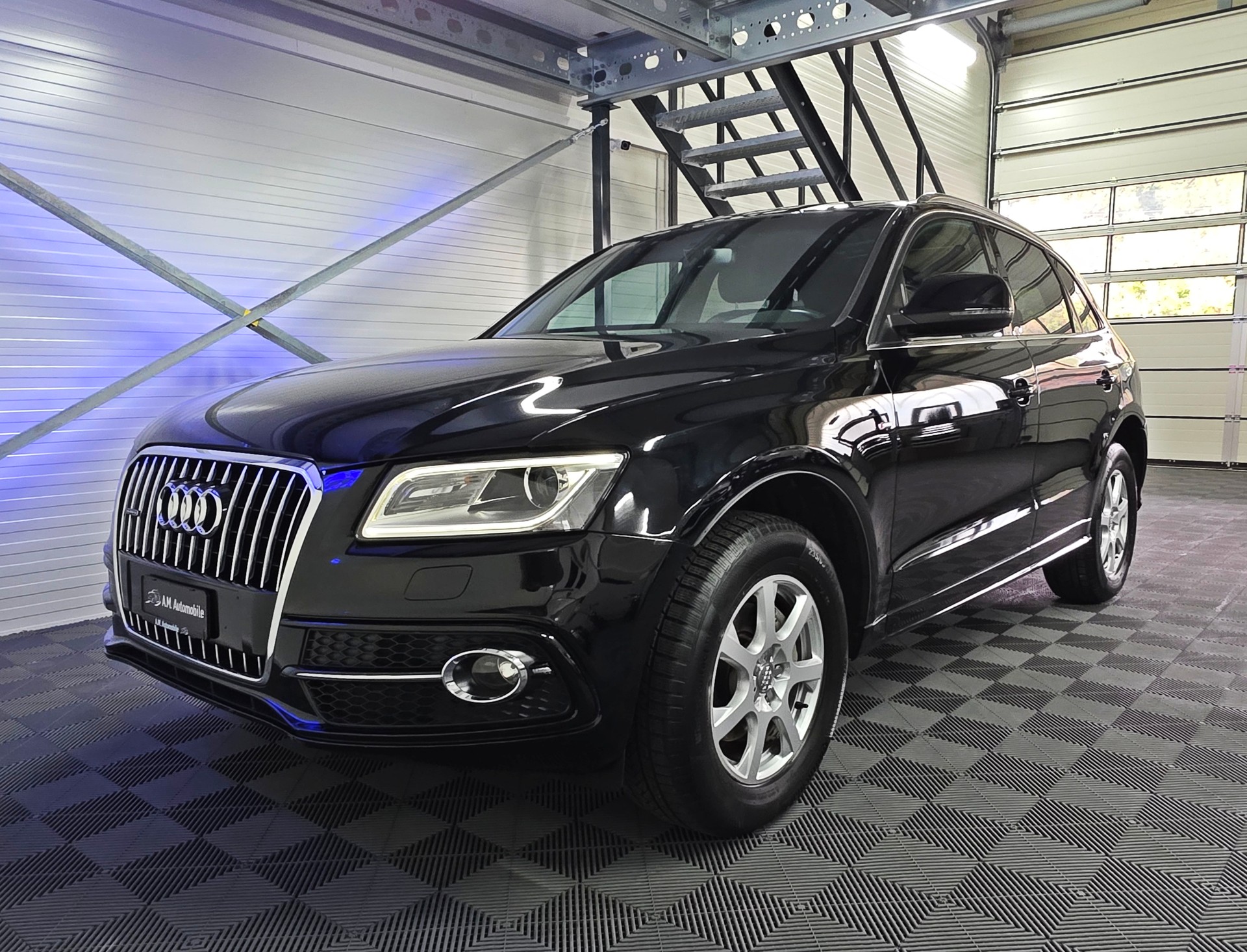 AUDI Q5 2.0 TDI S-Line quattro S-tronic-image-8
