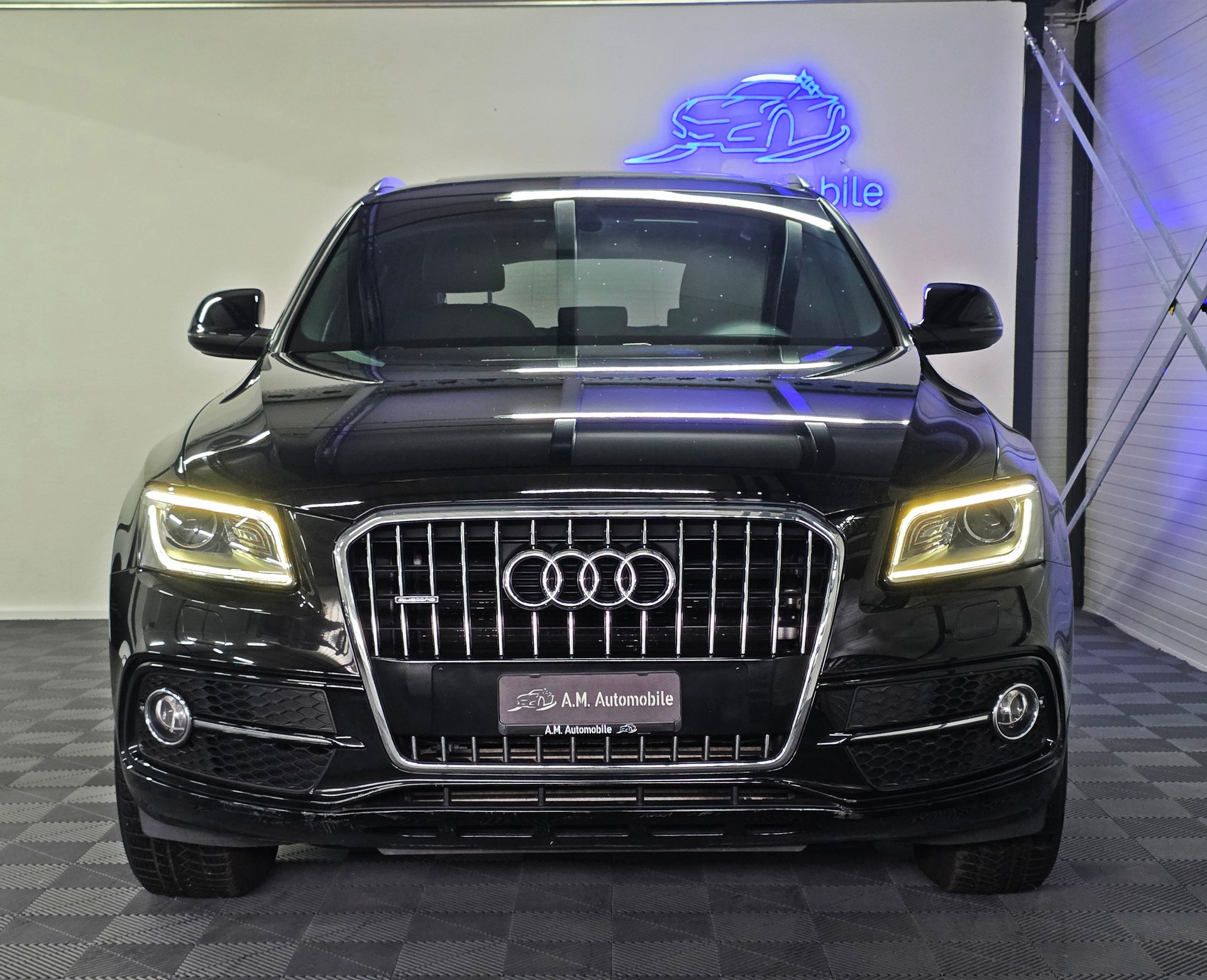 AUDI Q5 2.0 TDI S-Line quattro S-tronic-image-1