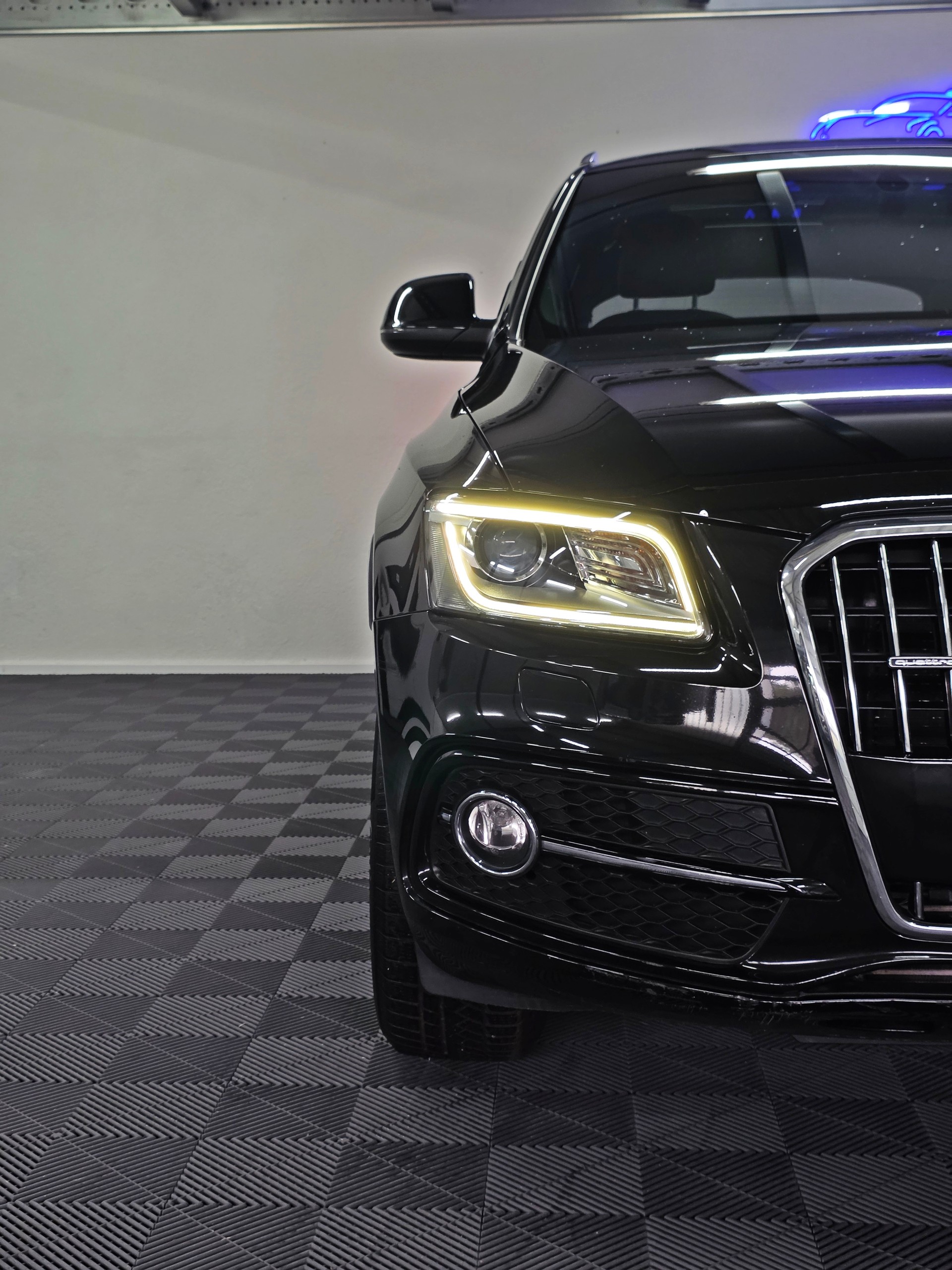 AUDI Q5 2.0 TDI S-Line quattro S-tronic-image-2
