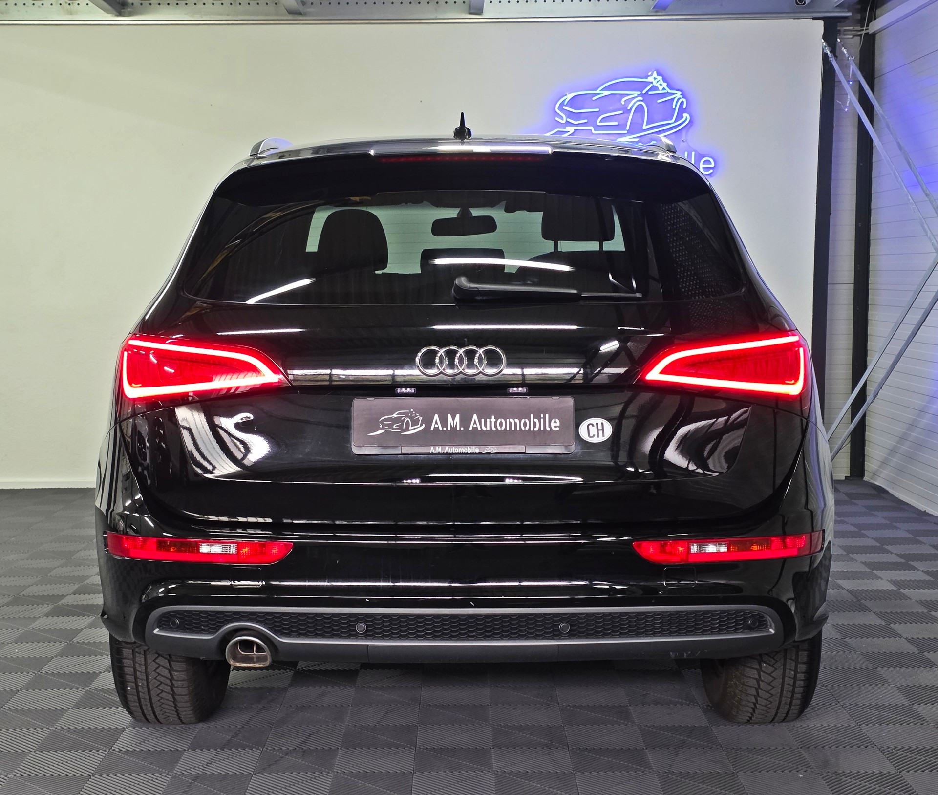 AUDI Q5 2.0 TDI S-Line quattro S-tronic-image-5