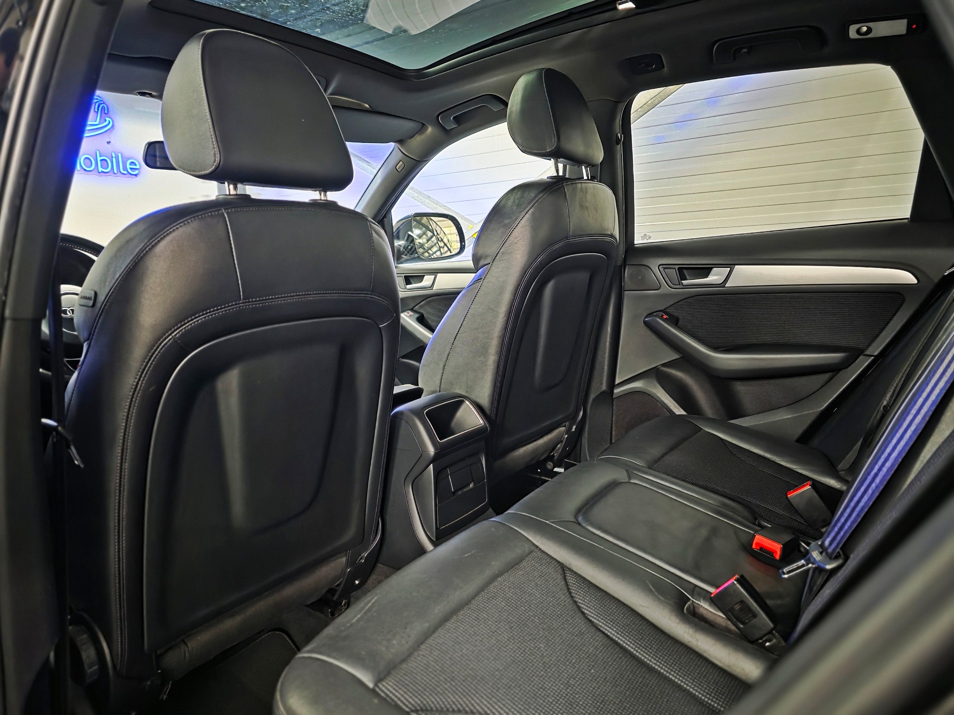 AUDI Q5 2.0 TDI S-Line quattro S-tronic-image-11