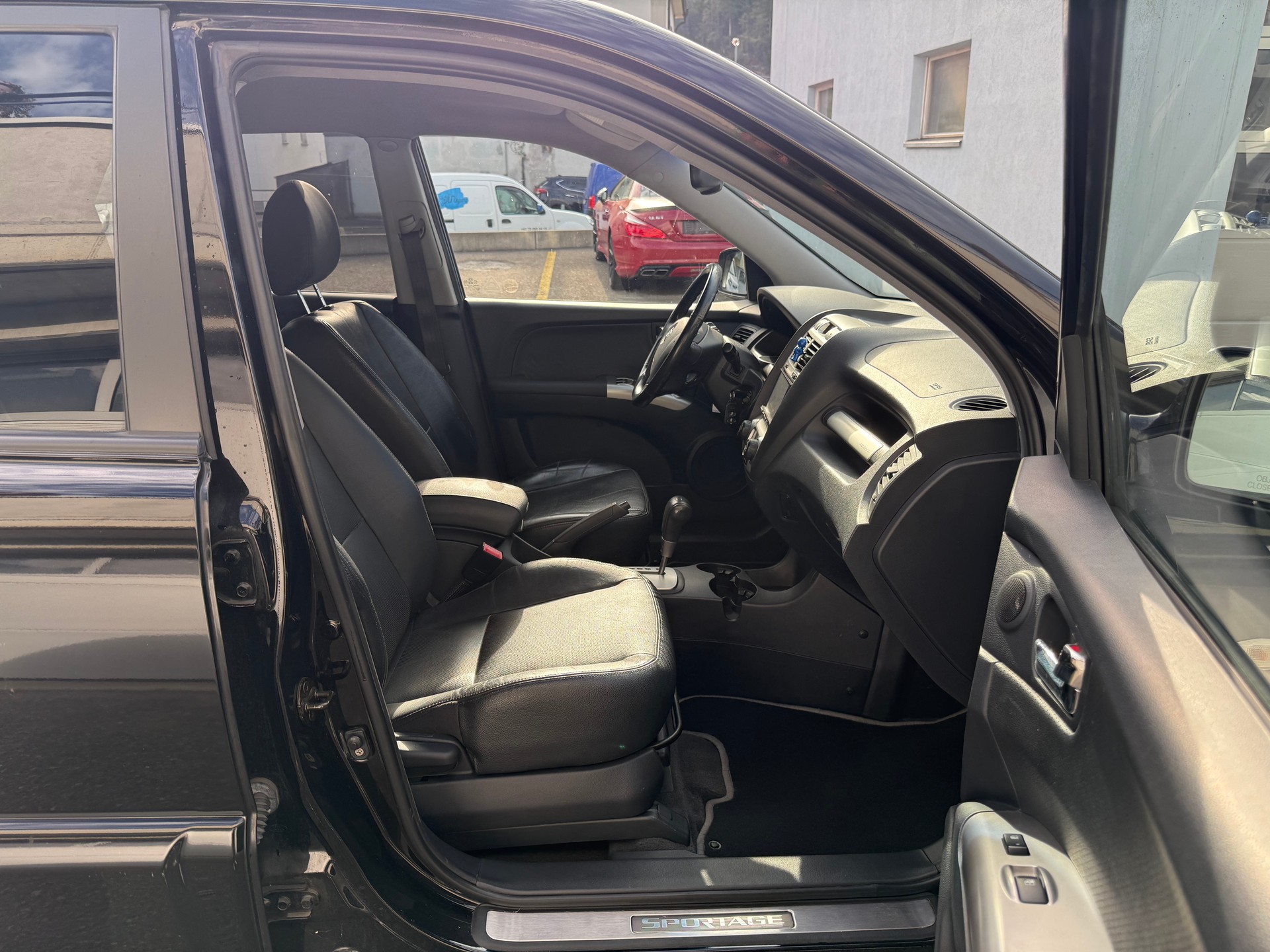 KIA Sportage 2.7 V6 Active-image-11