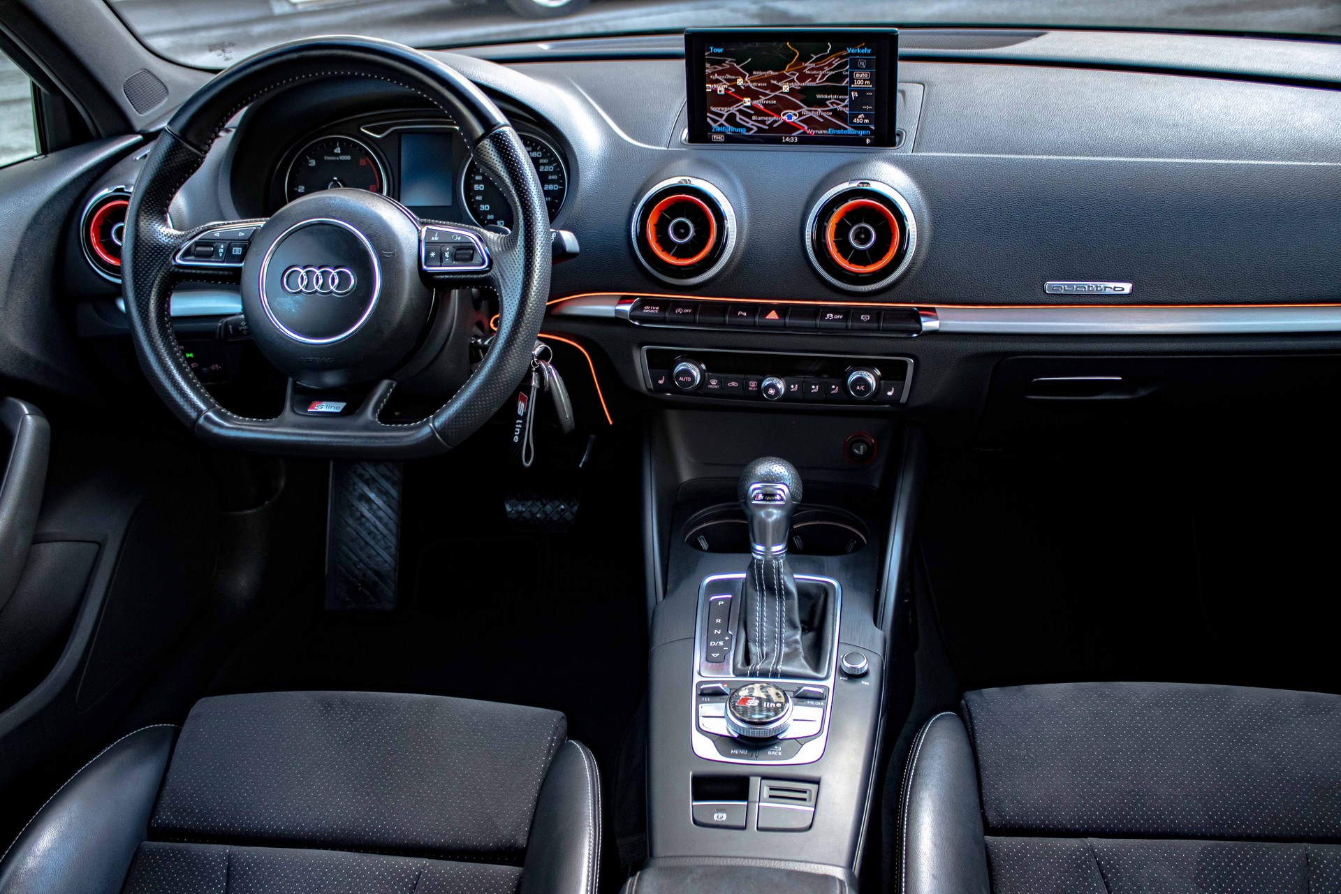 AUDI A3 Sportback 2.0 TDI S Line quattro S-tronic-image-11