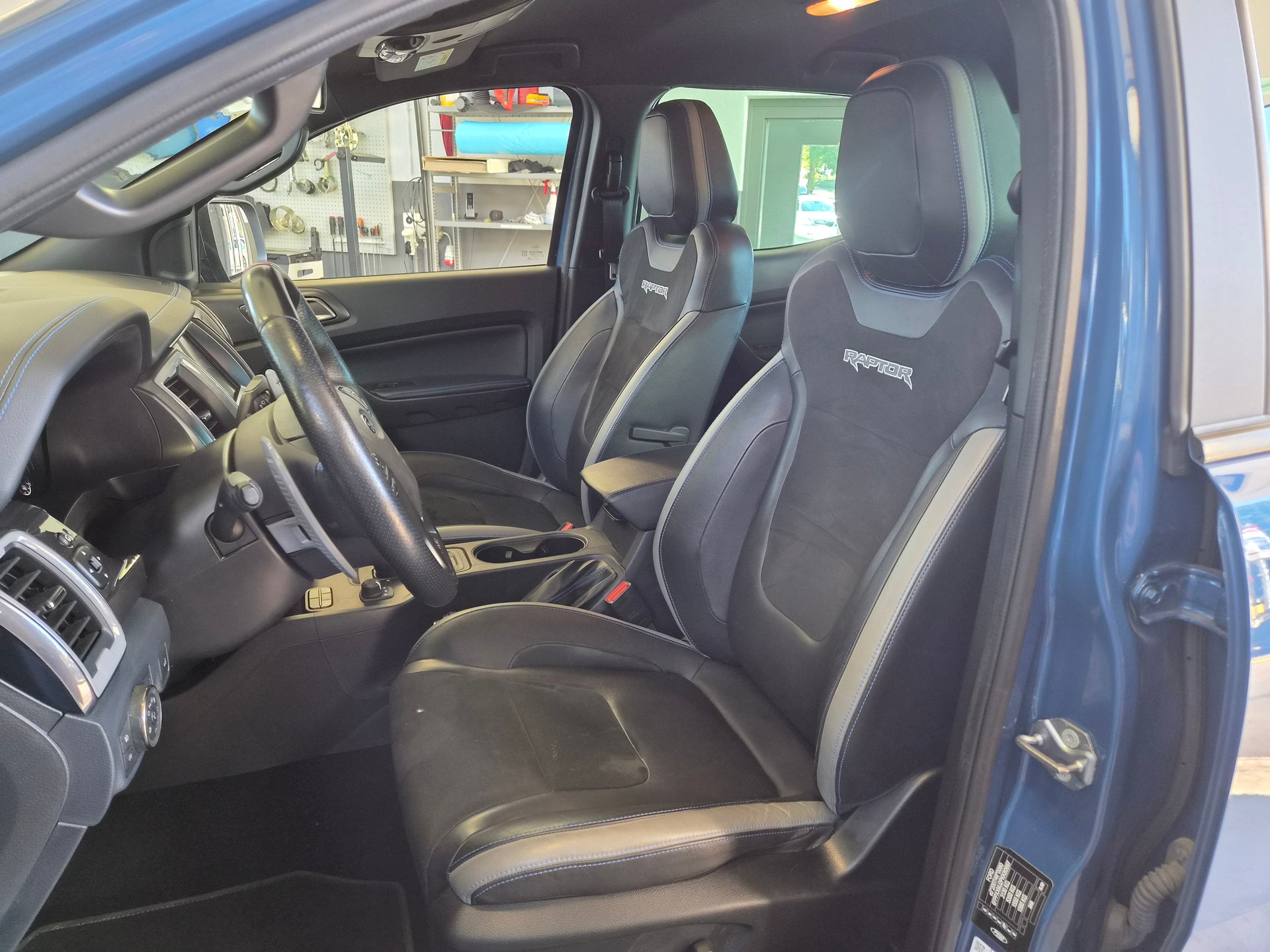 FORD Ranger Raptor 2.0 Eco Blue 4x4 A-image-8