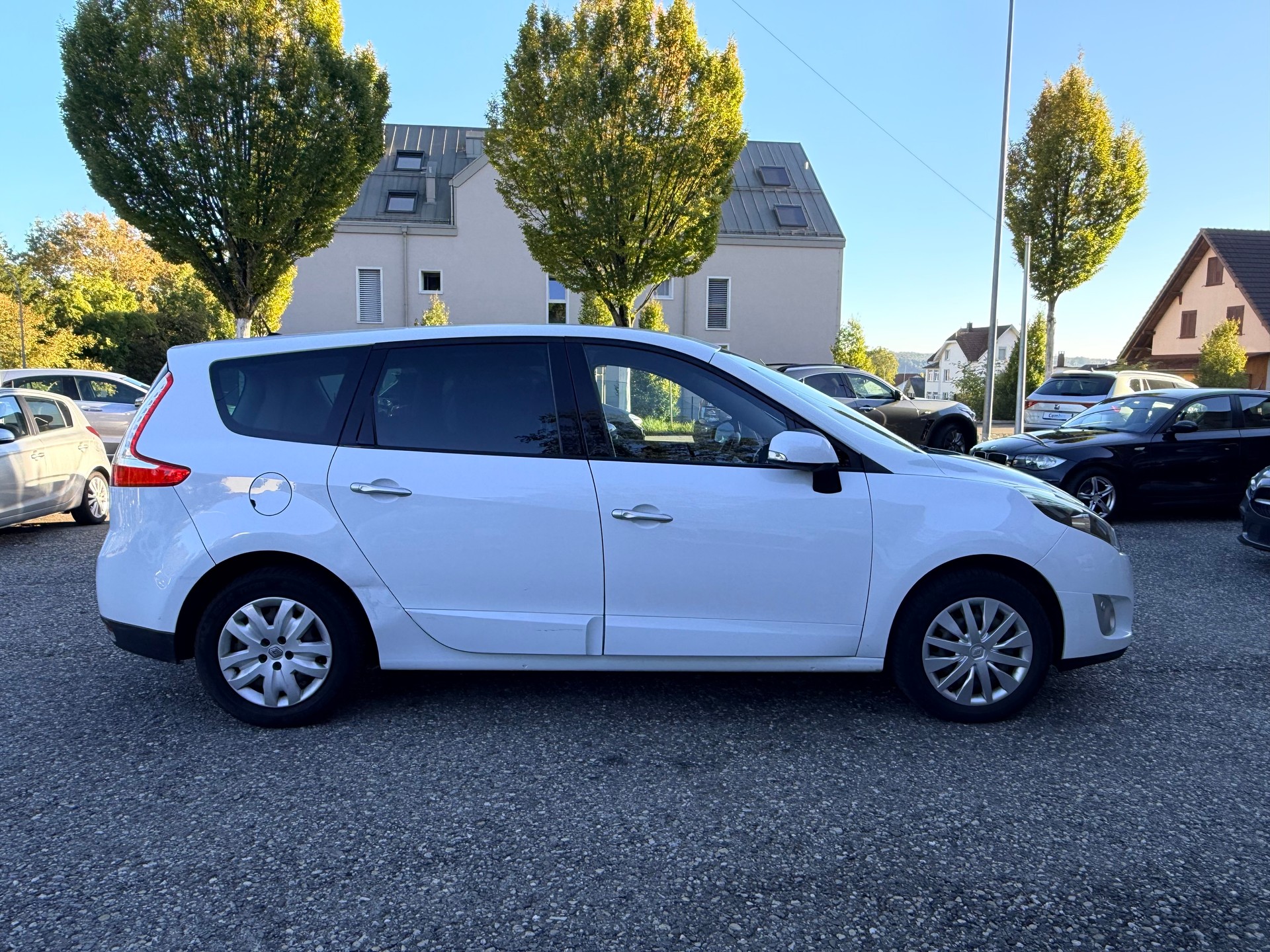 RENAULT Grand Scénic 2.0 16V Expression X-Tronic CVT-image-5