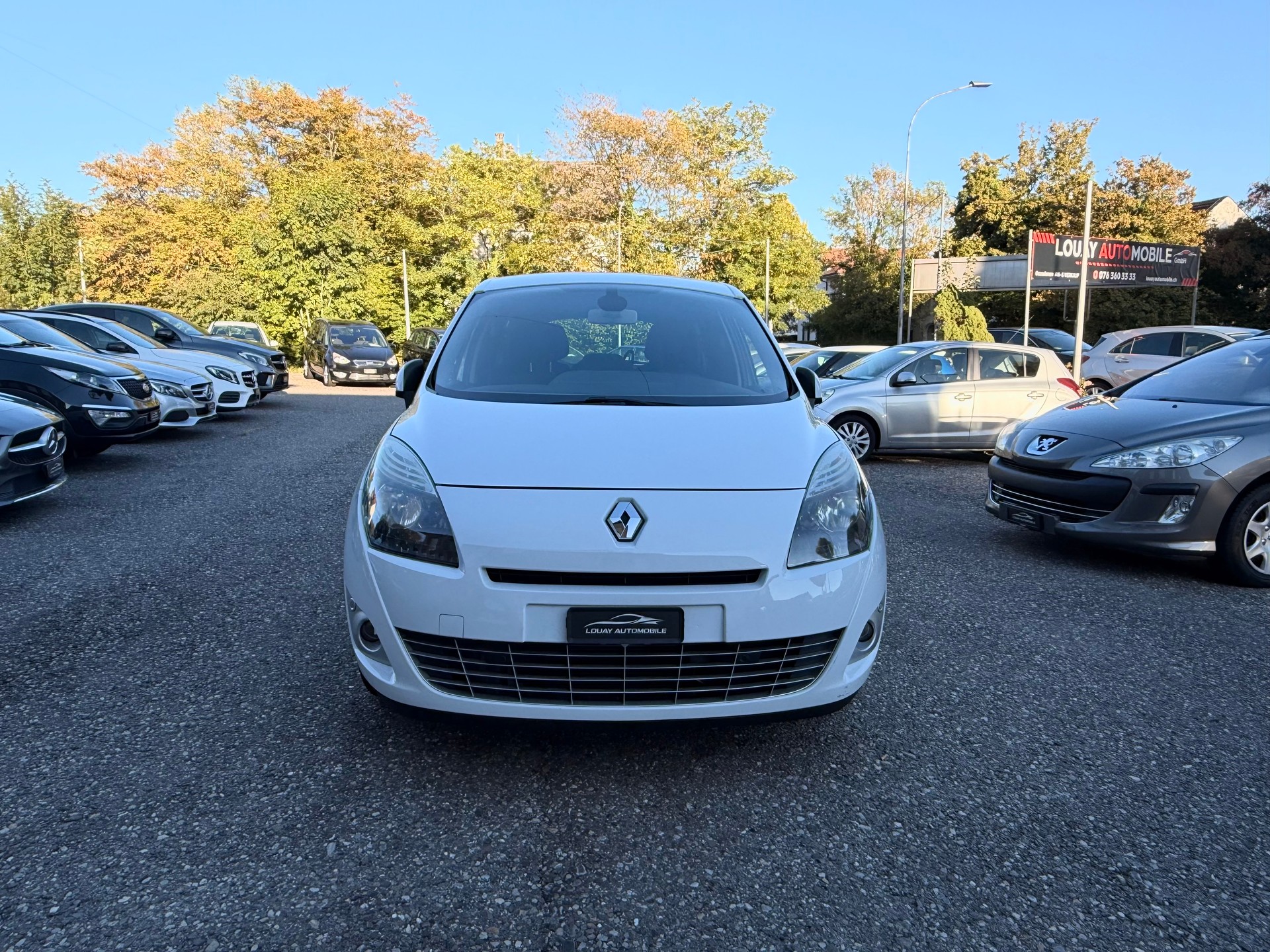 RENAULT Grand Scénic 2.0 16V Expression X-Tronic CVT-image-2